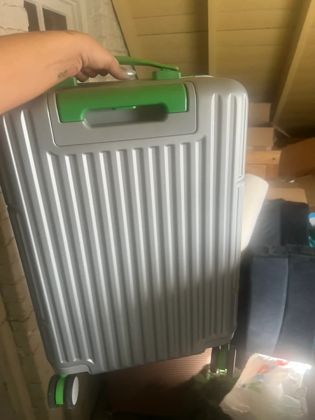 Drunk Elephant Carry-On Luggage image indicator(2)