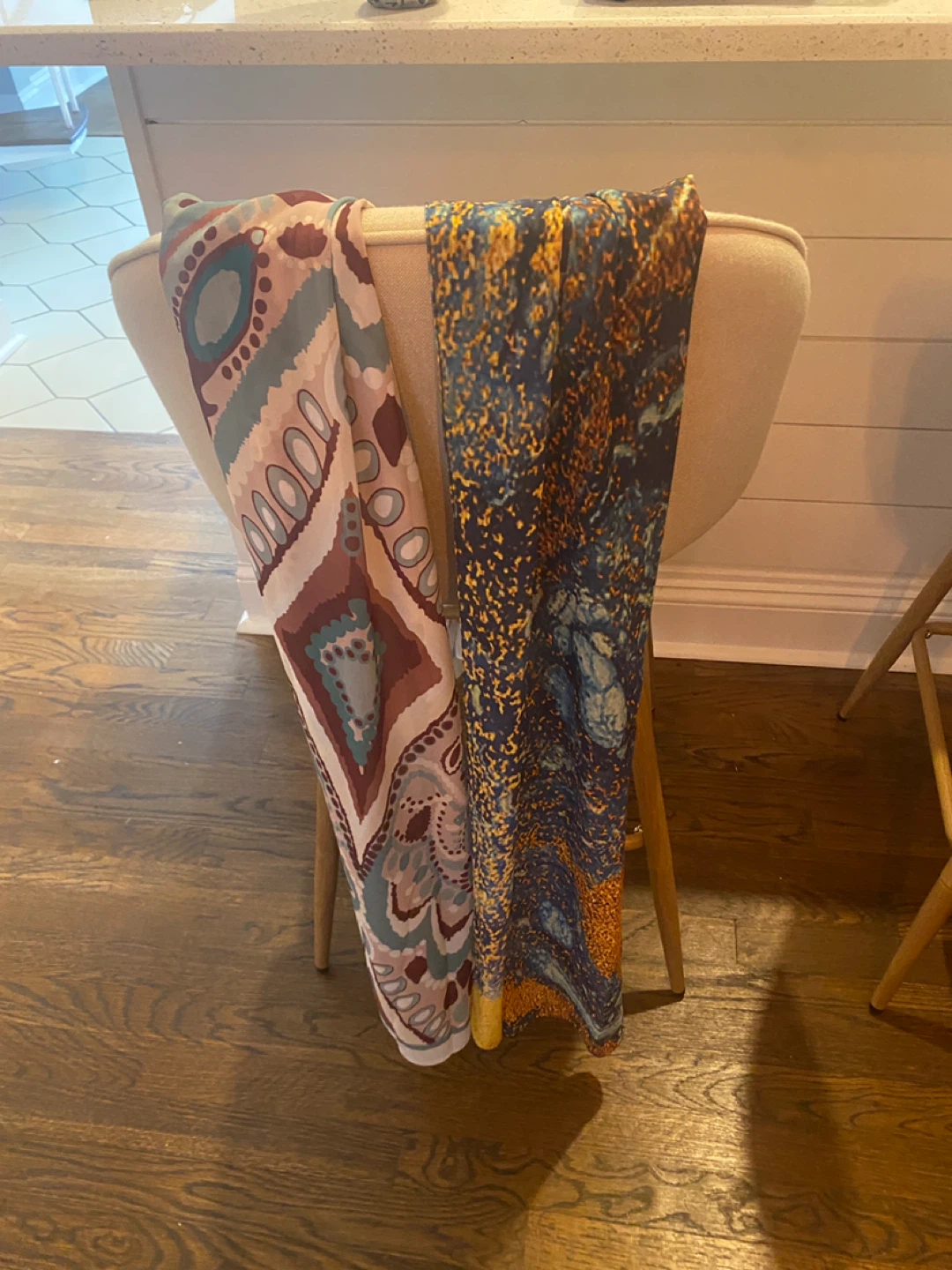 Assorted Scarves - Tommy Hilfiger, Burberry - photo 5