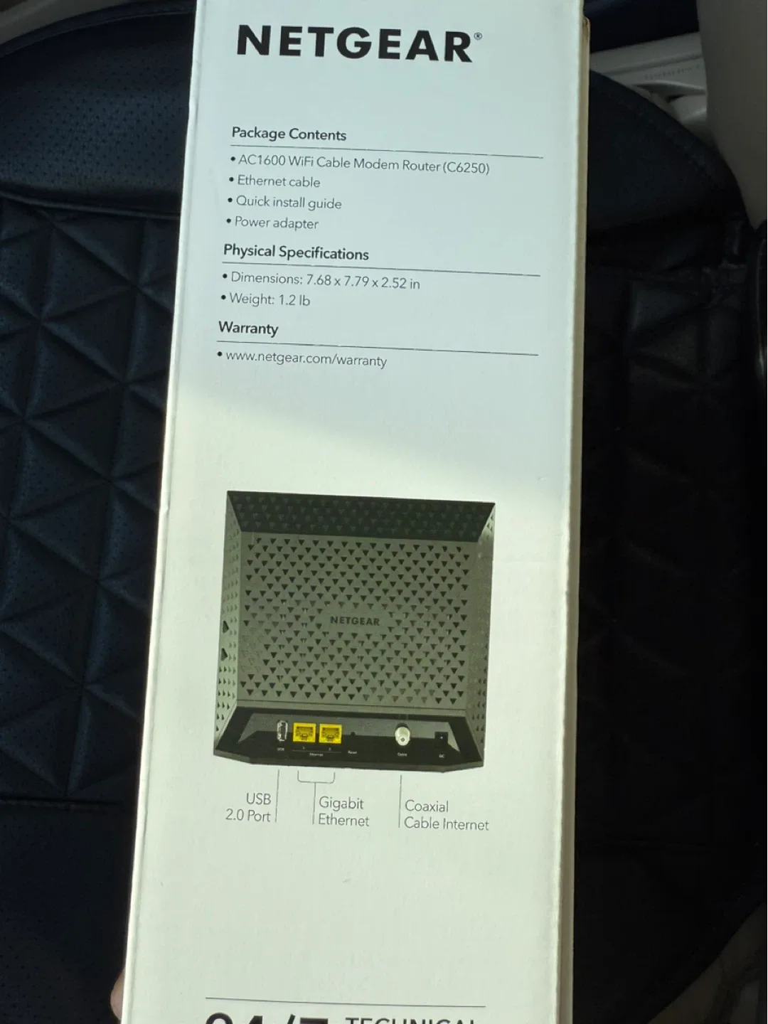 NETGEAR AC1600 WiFi Cable Modem Router image indicator(2)
