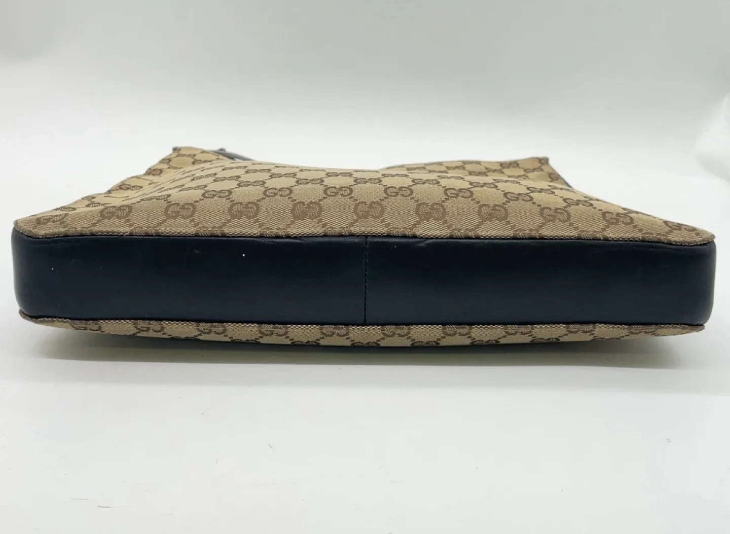 Gucci Canvas & Leather Shoulder Bag image indicator(3)