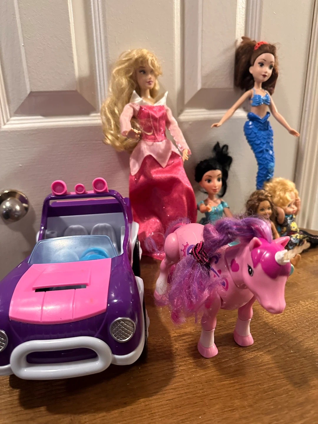 Disney Princess Dolls & Toy Car (b2) - photo 5