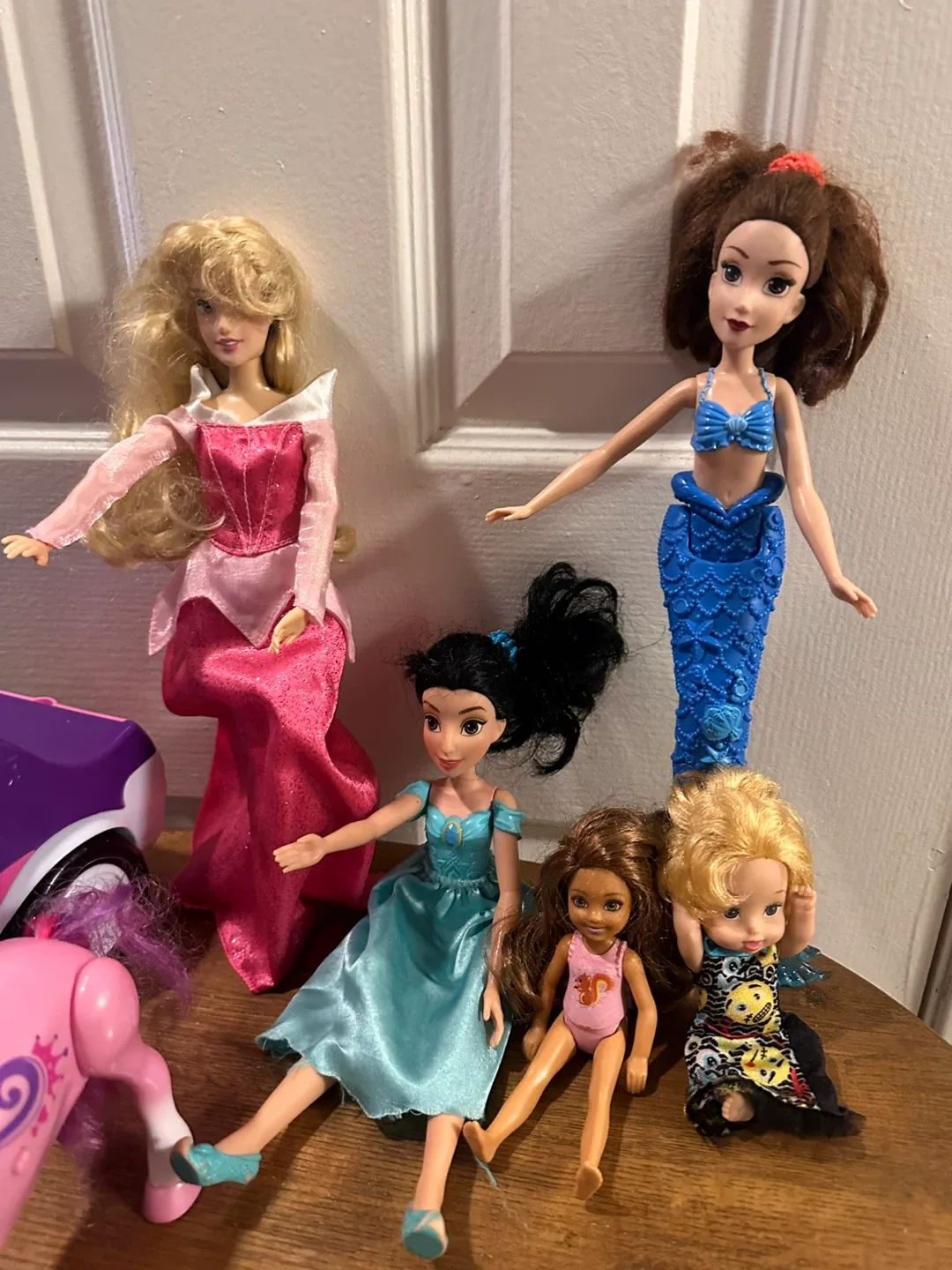 Disney Princess Dolls & Toy Car (b2) image indicator(2)