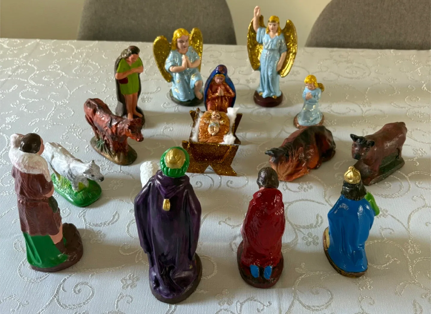 Nativity Scene Figurine Set All Hand Painted (Free Shipping) image indicator(2)