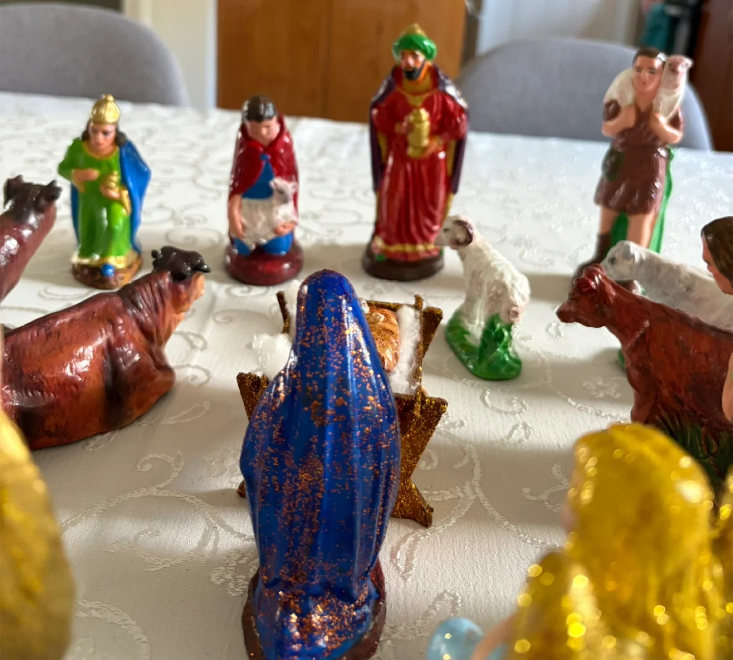 Nativity Scene Figurine Set All Hand Painted (Free Shipping) image indicator(6)