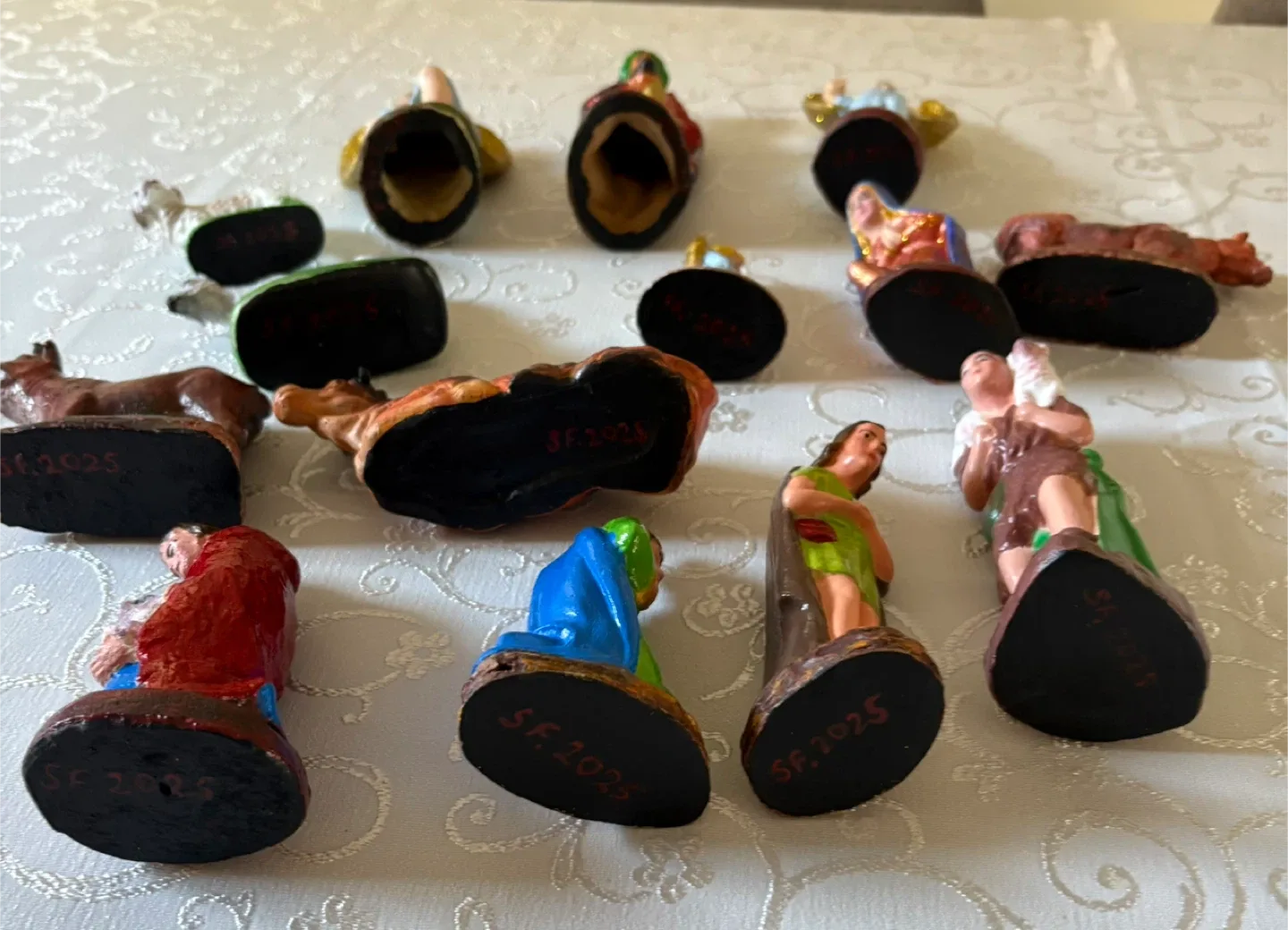 Nativity Scene Figurine Set All Hand Painted (Free Shipping) image indicator(10)