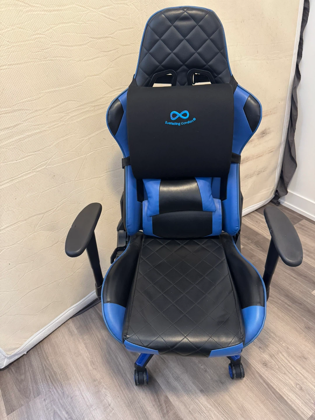 Office Chairs - White and Black - photo 3