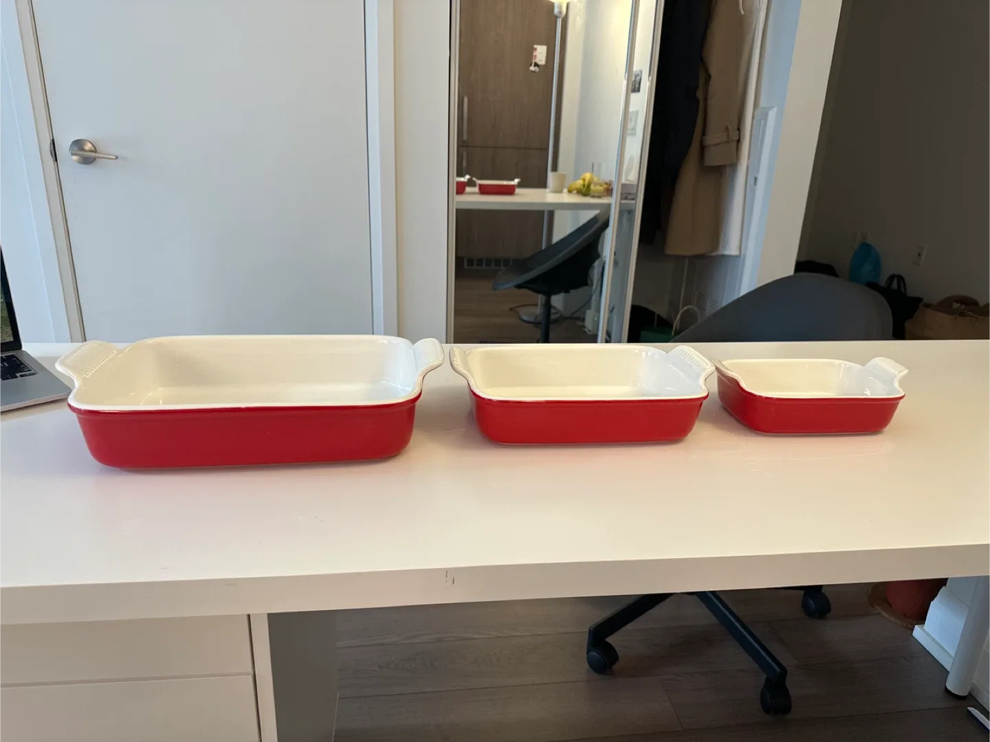 Last Call - Red & White Baking Dish Set (3) image indicator(3)