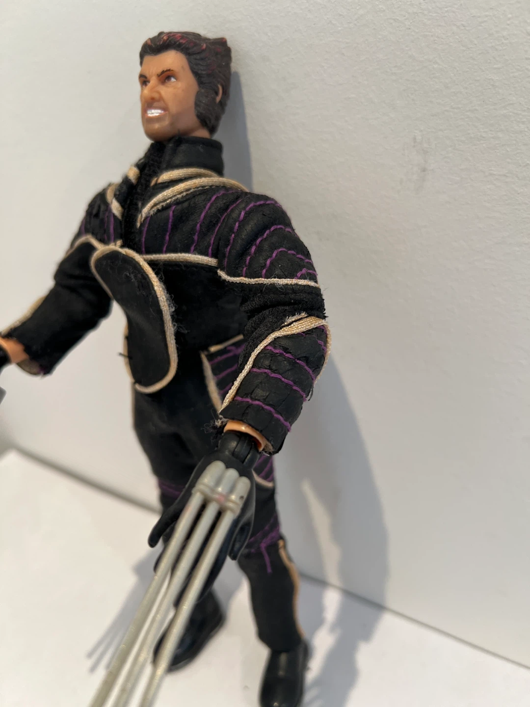 2000 Marvel X-Men Wolverine Hugh Jackman Action Figure - photo 4