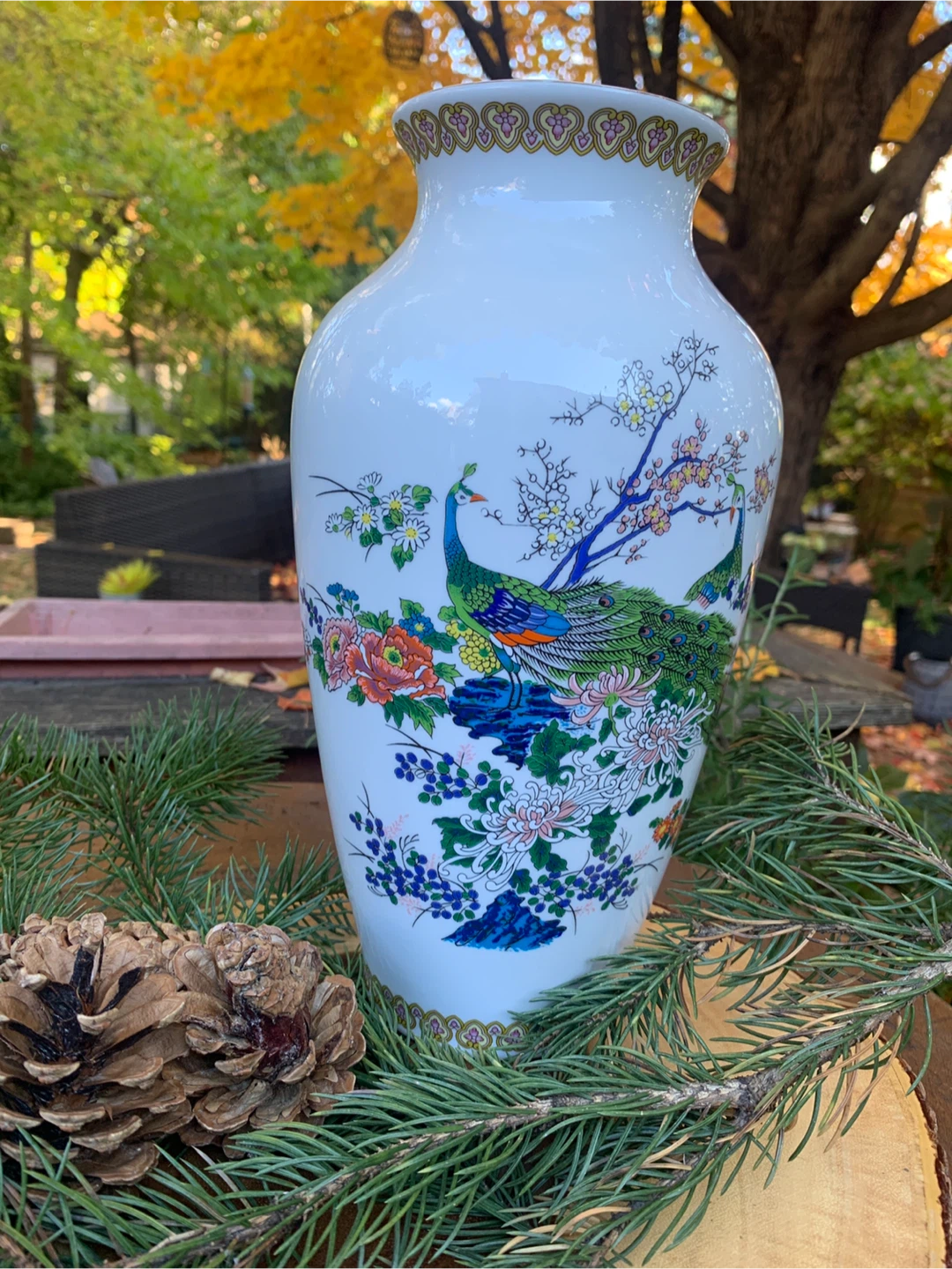 Vintage Peacock Floral Vase - photo 2