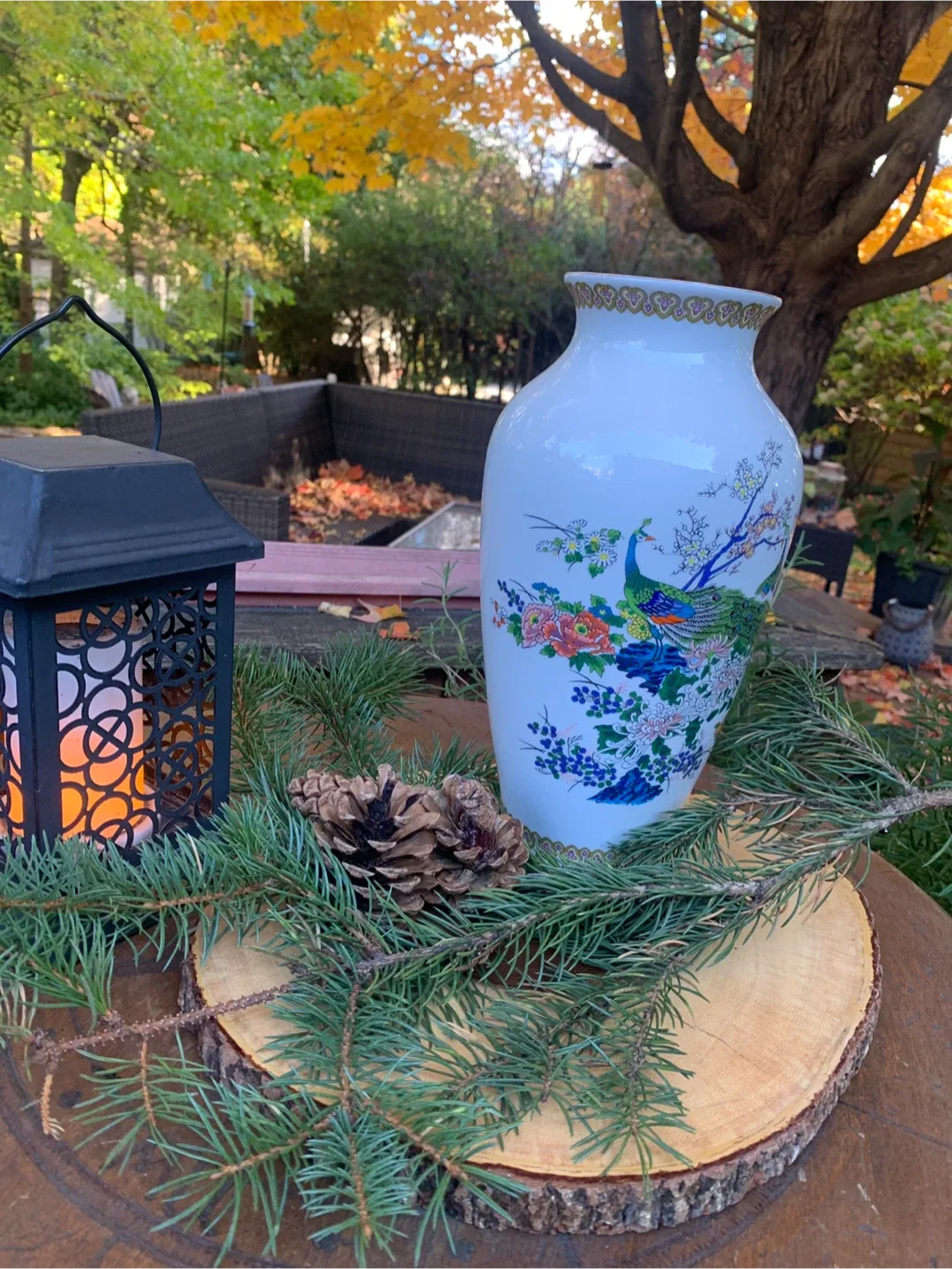 Vintage Peacock Floral Vase image indicator(10)