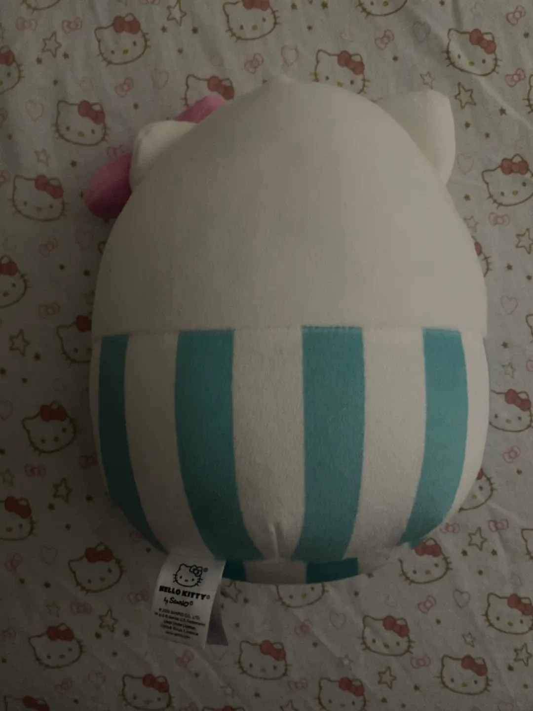 Hello Kitty Burger Plushie by Sanrio image indicator(2)
