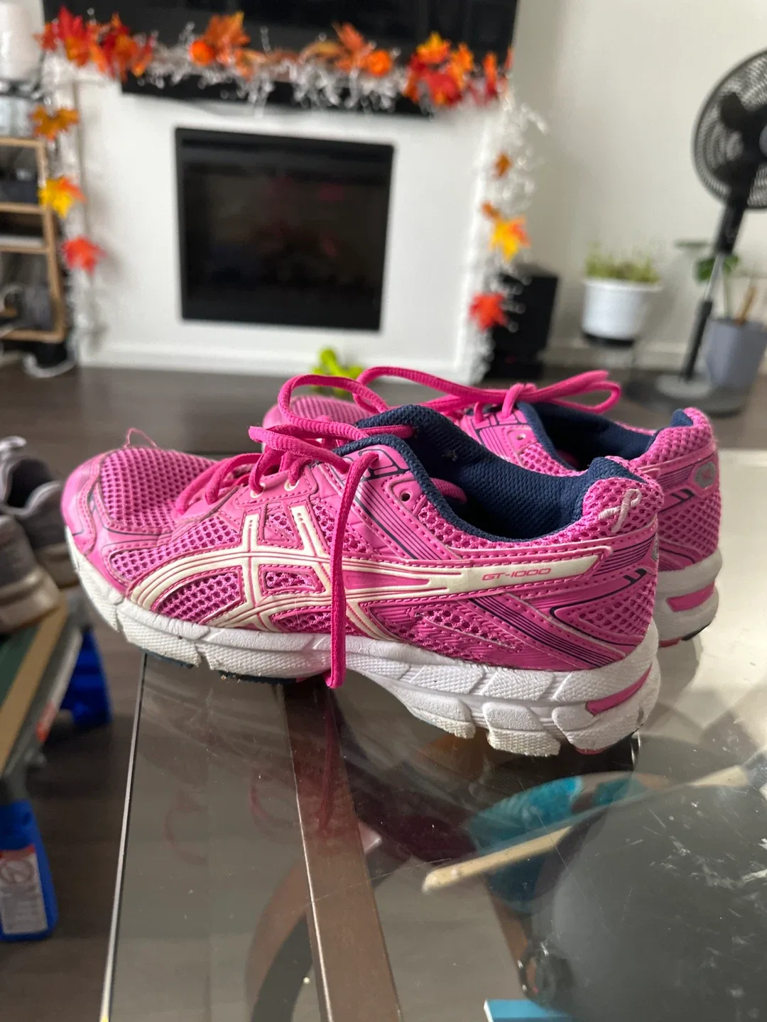 Asics GT-1000 Pink Running Shoes size 6 image indicator(2)