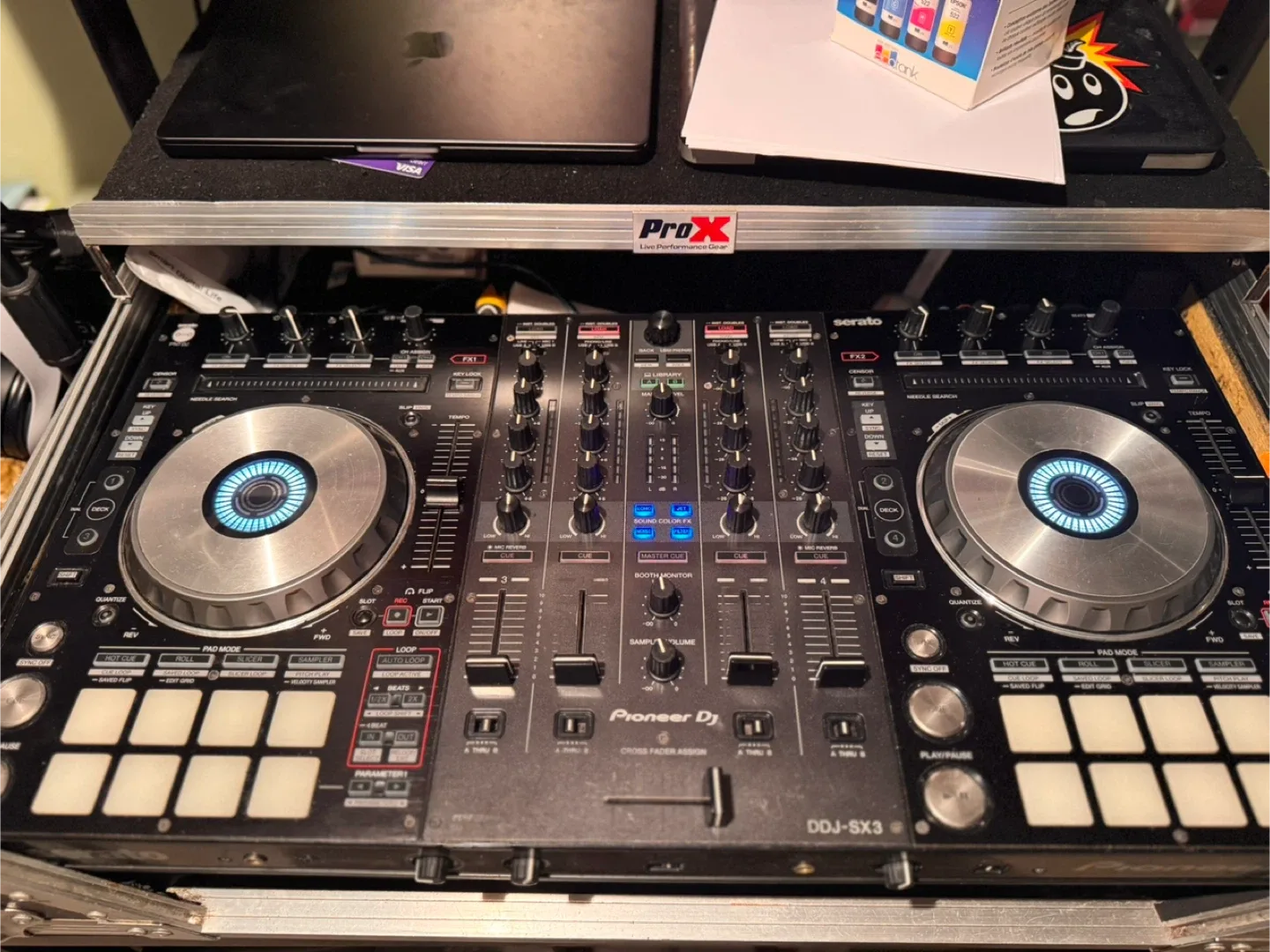 Pioneer DJ DDJ-SX3 DJ Controller image indicator(3)