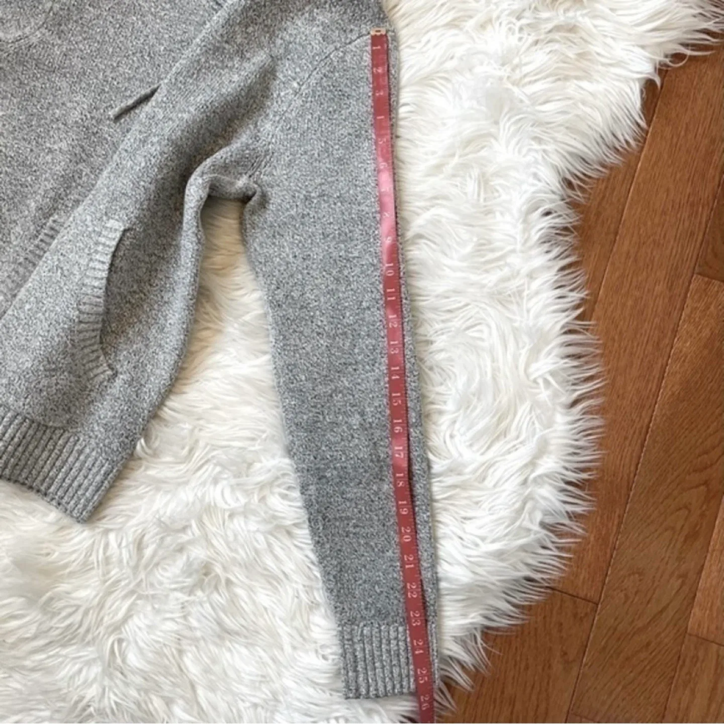 Old Navy Heather Knit Pullover Sweater Hoodie Unisex Size M/L image indicator(6)