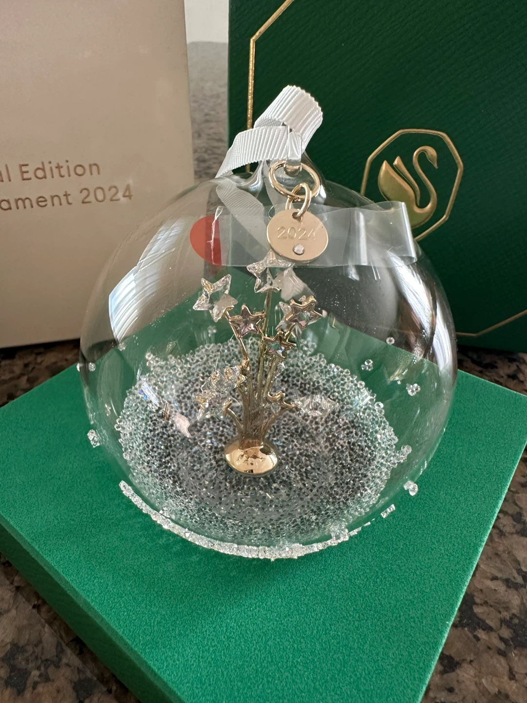 Swarovski Annual Edition Ball Ornament 2024 - New in Box - photo 3