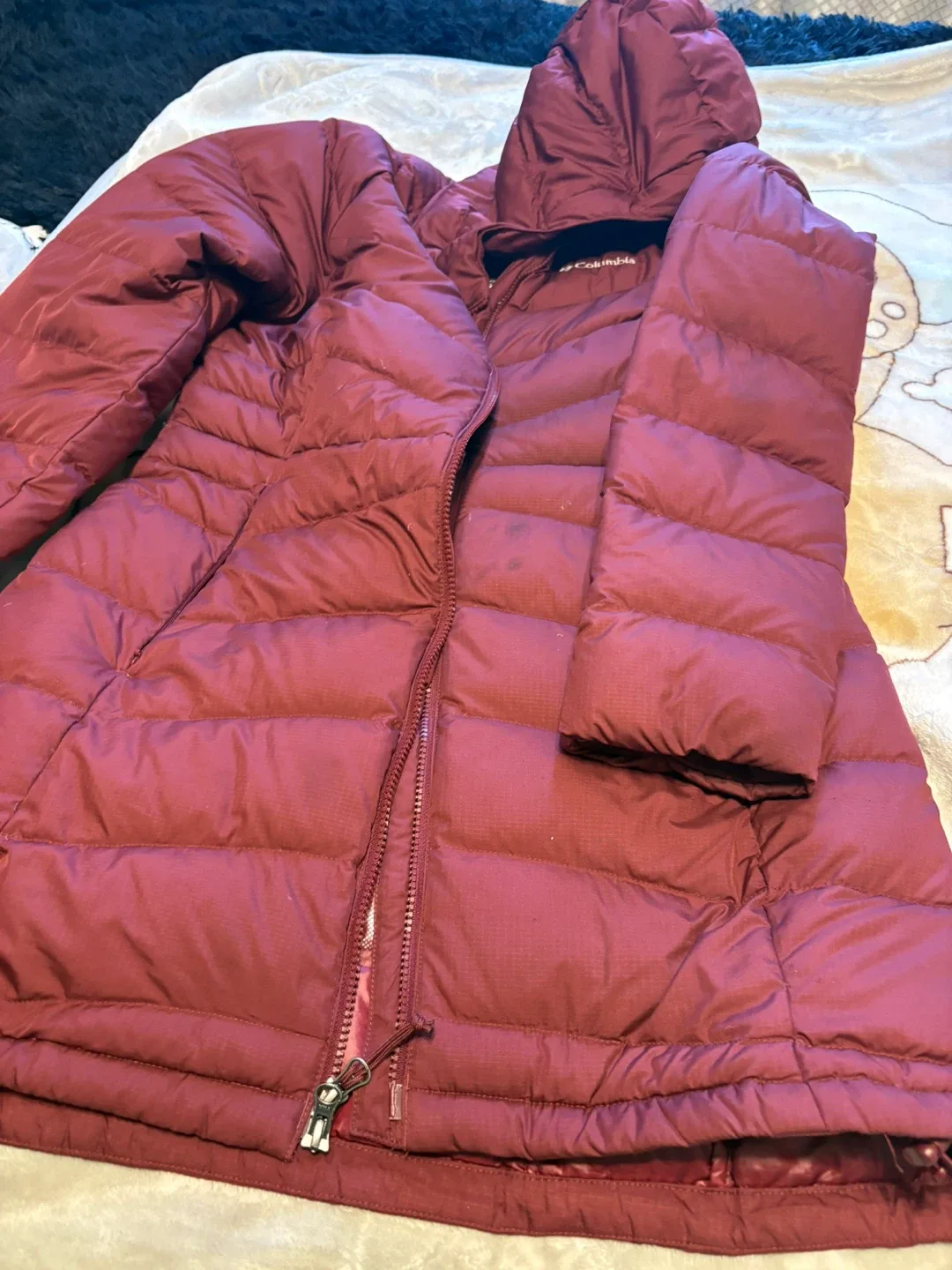 Columbia Puffer Jacket - Size M image indicator(2)