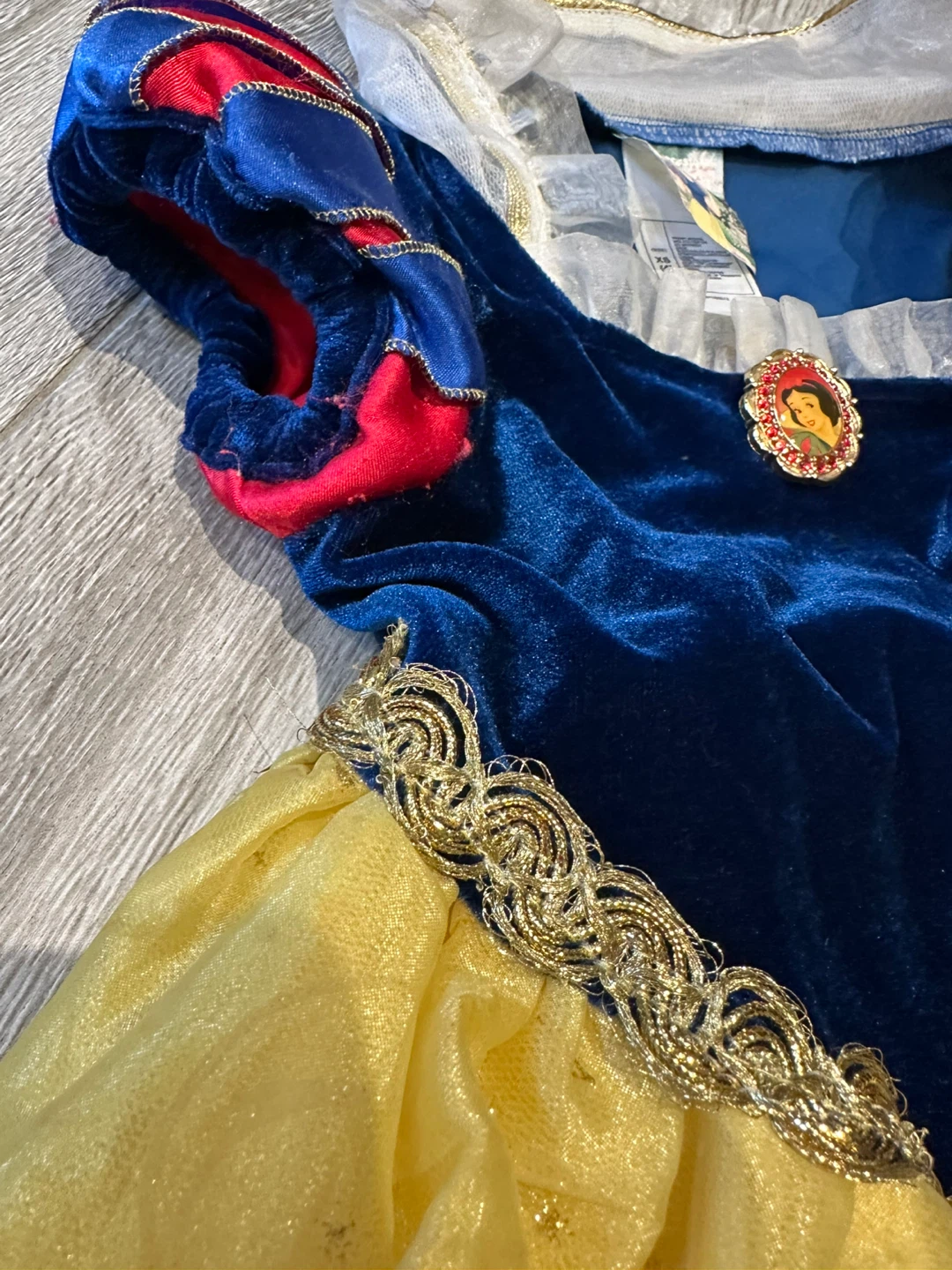 Disney Snow White Costume - Size XS (4) - photo 4