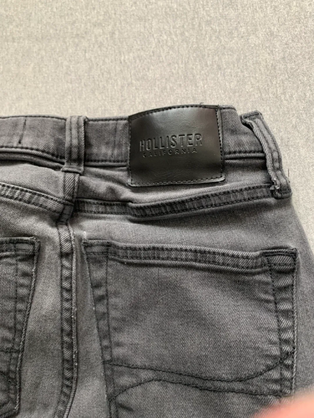 Hollister Super Skinny Men’s Jeans W26 L30 image indicator(4)