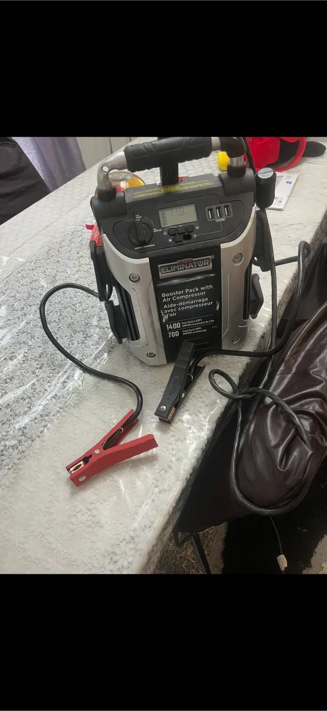 Eliminator Booster Pack with Air Compressor image indicator(3)