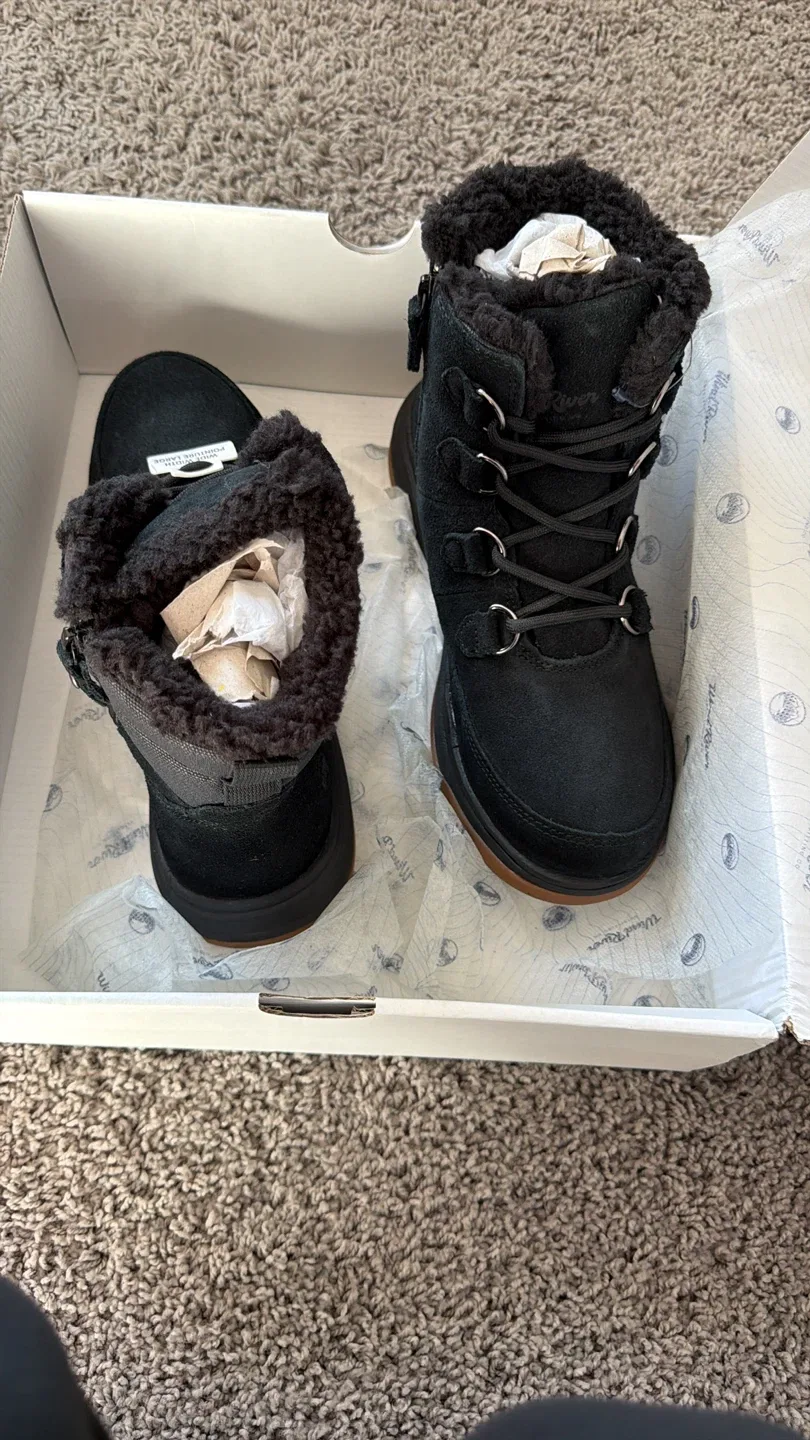 Wind River Aspen II Boots - Women's Size 9 - Black image indicator(7)