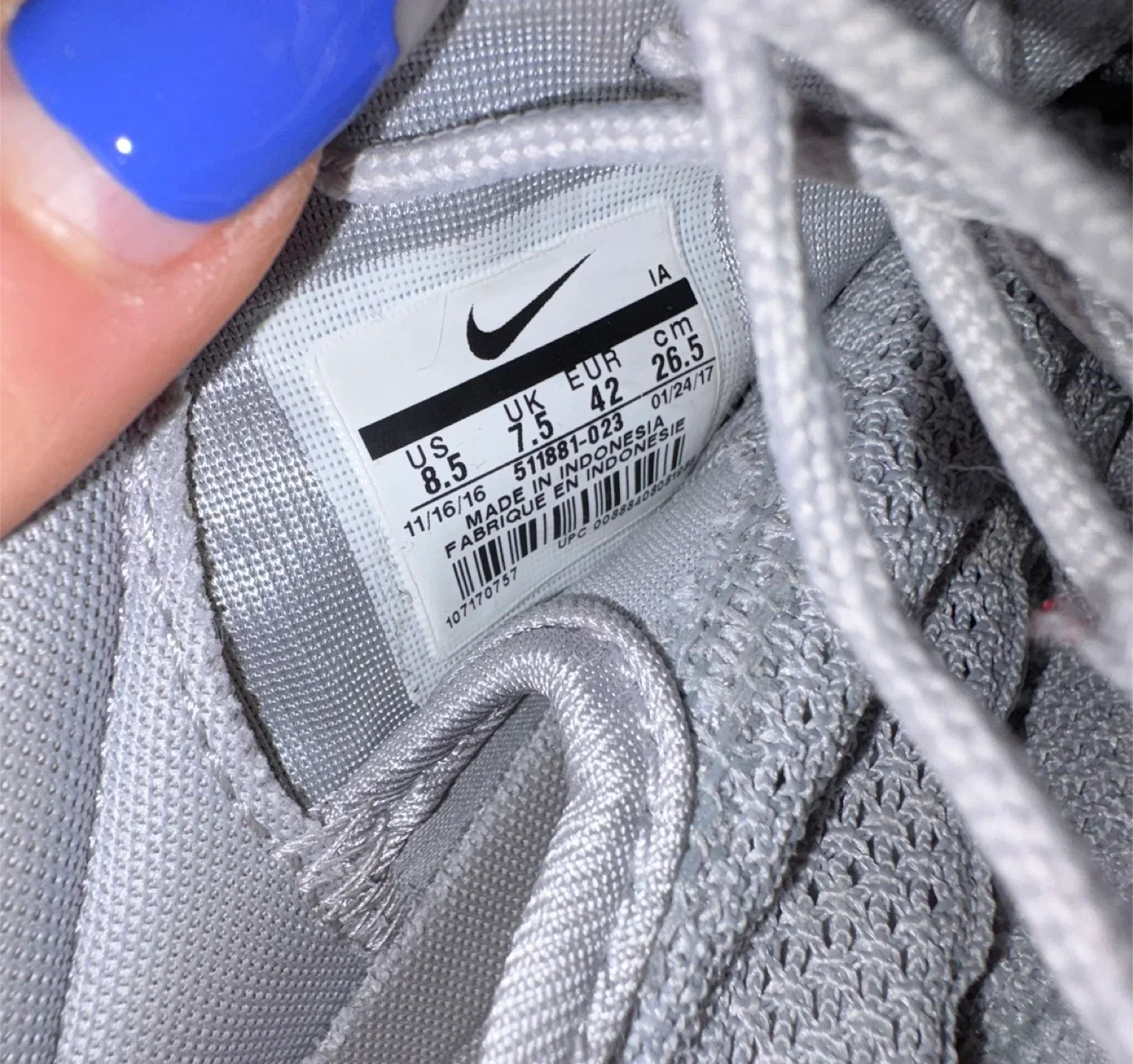 Nike Roshe One Grey Sneakers image indicator(5)