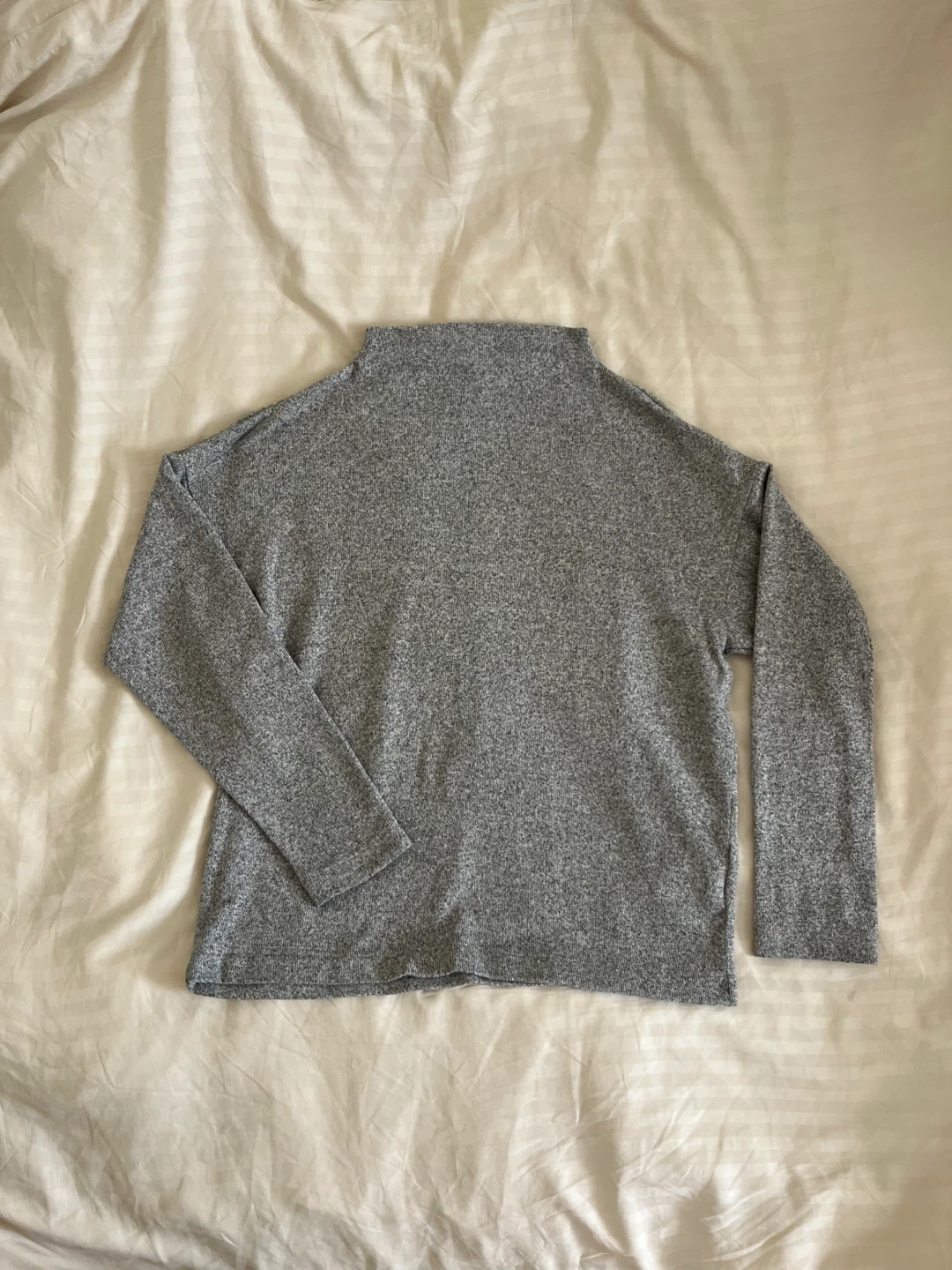 Uniqlo Salt and Pepper Turtleneck Sweater