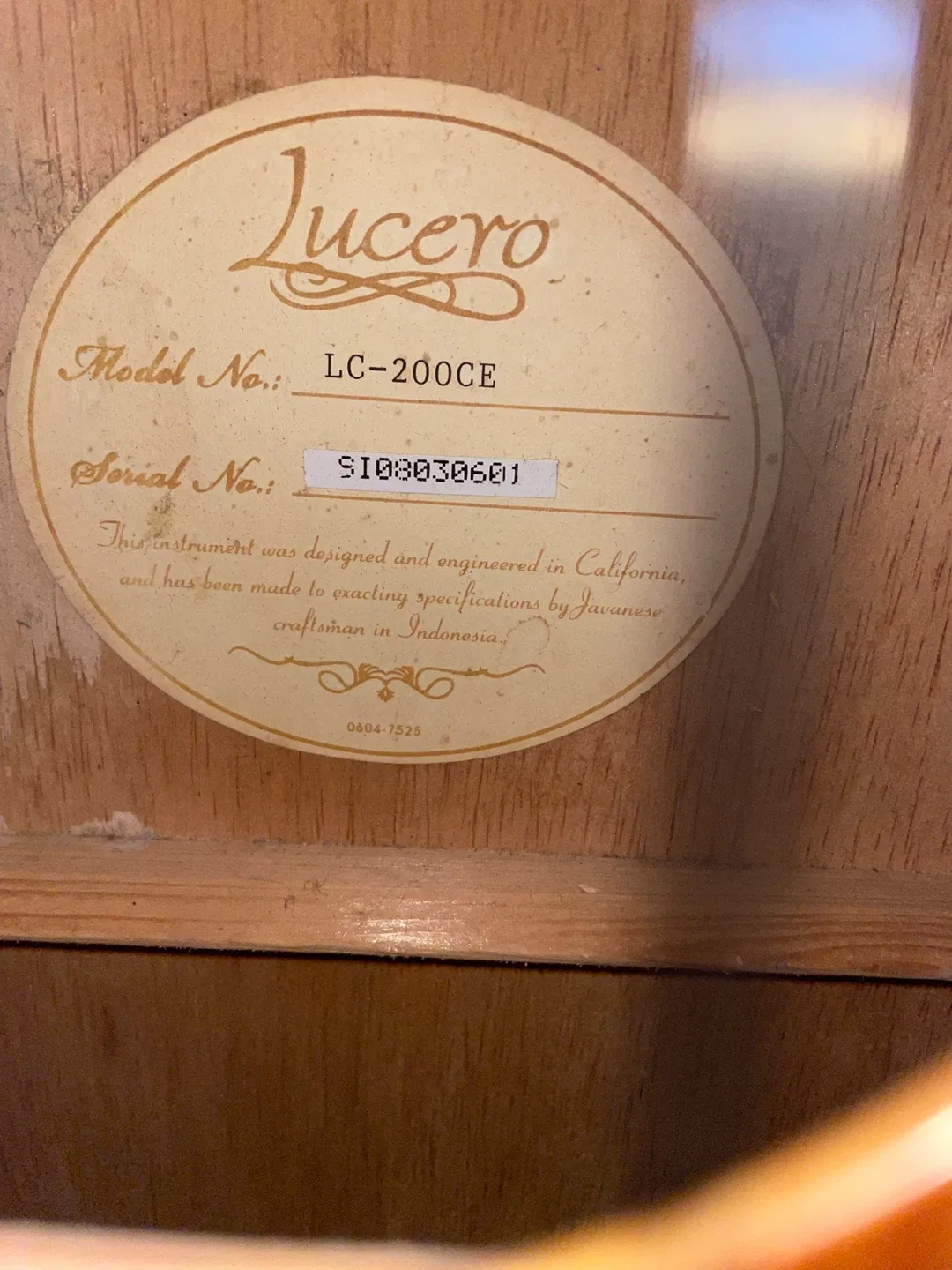 Lucero LC-200CE Acoustic Electric Guitar image indicator(2)