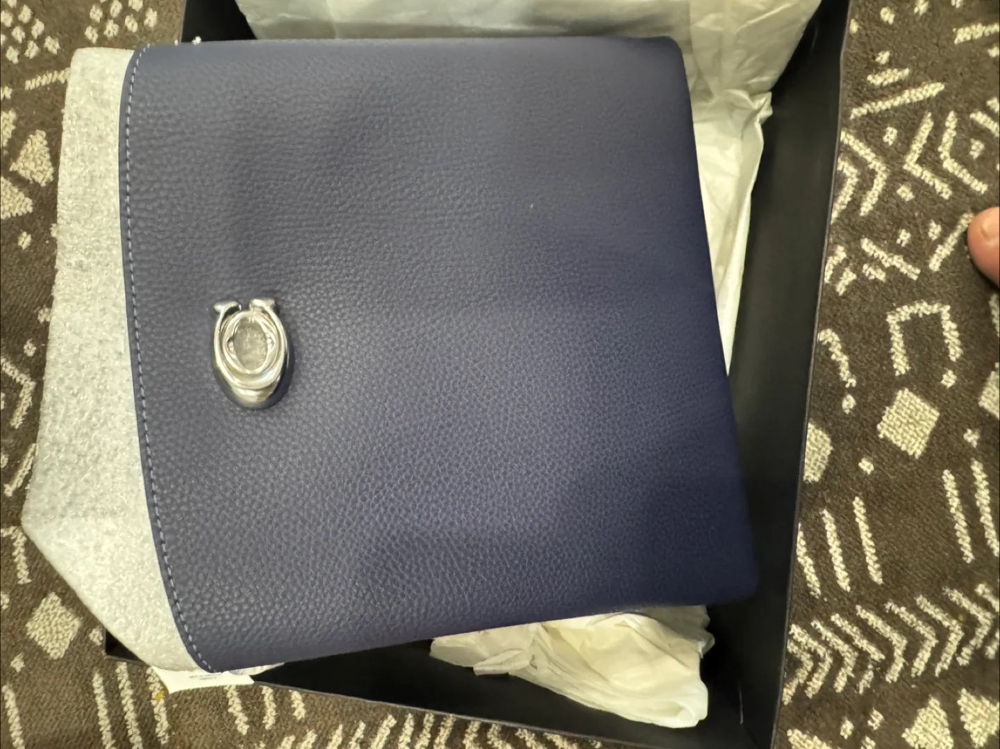 New Coach Leather Crossbody Bag image indicator(2)