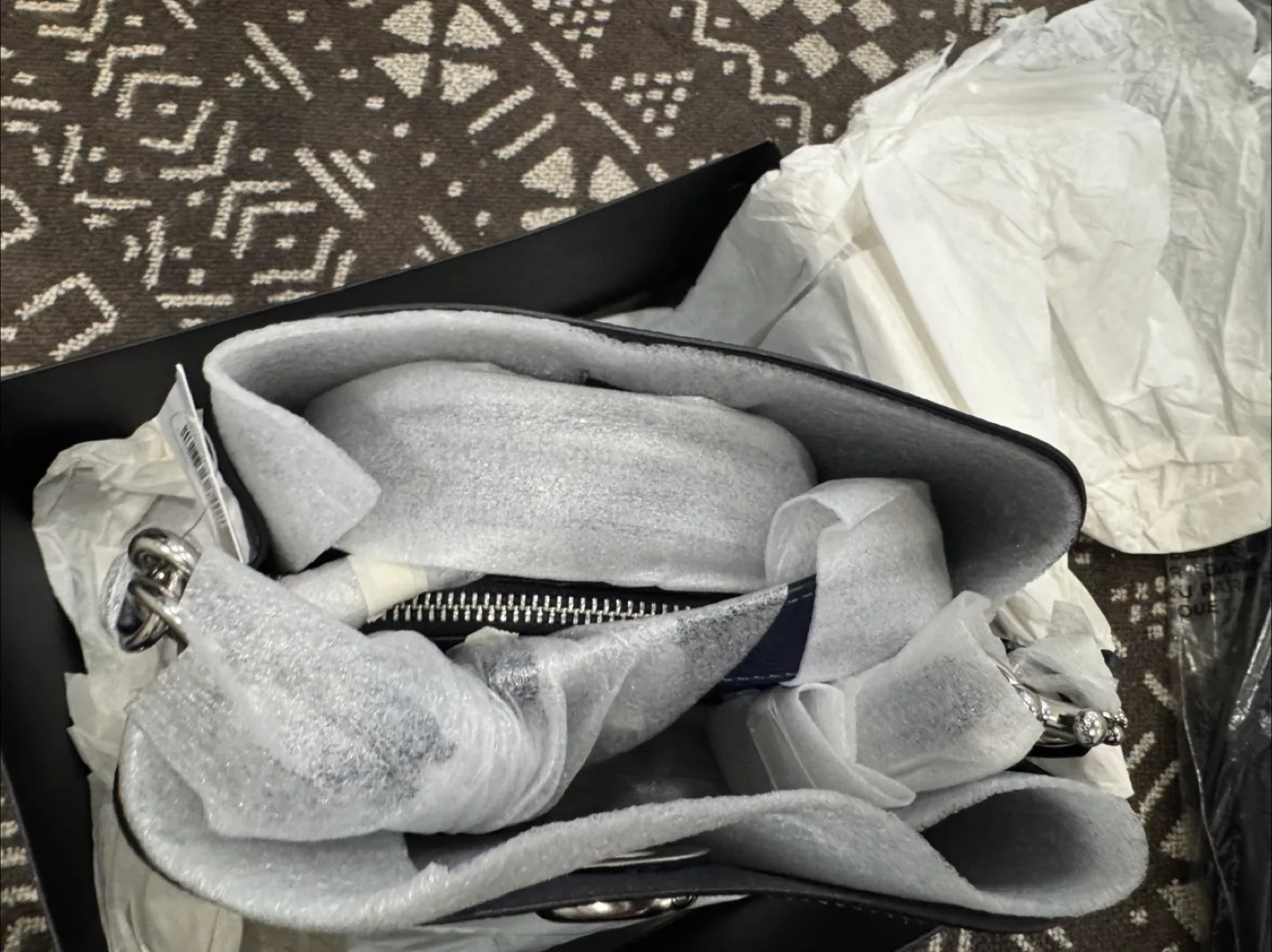 New Coach Leather Crossbody Bag image indicator(3)