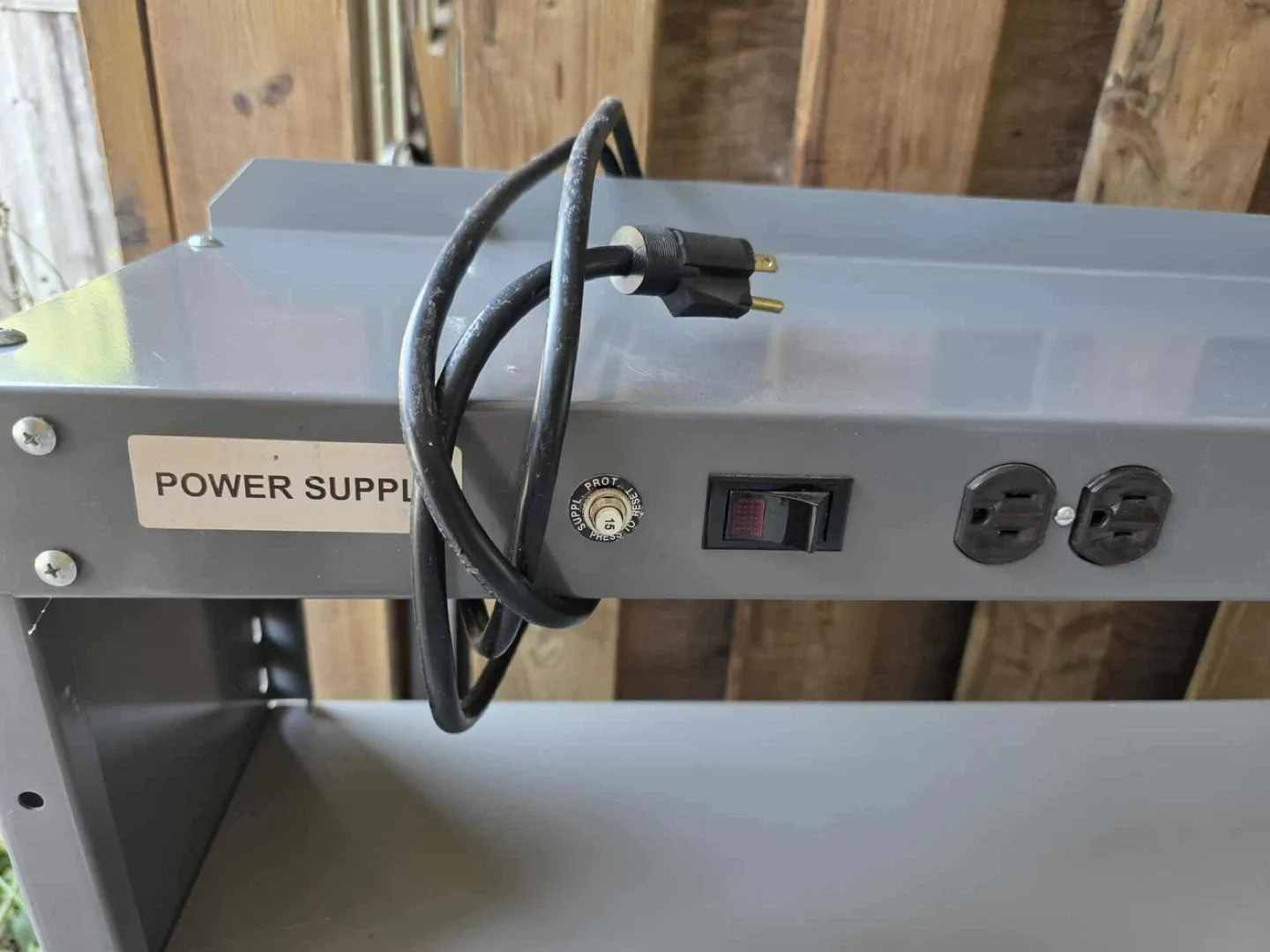 U Line Packing Table  with Power Supply 60" x 30" image indicator(4)