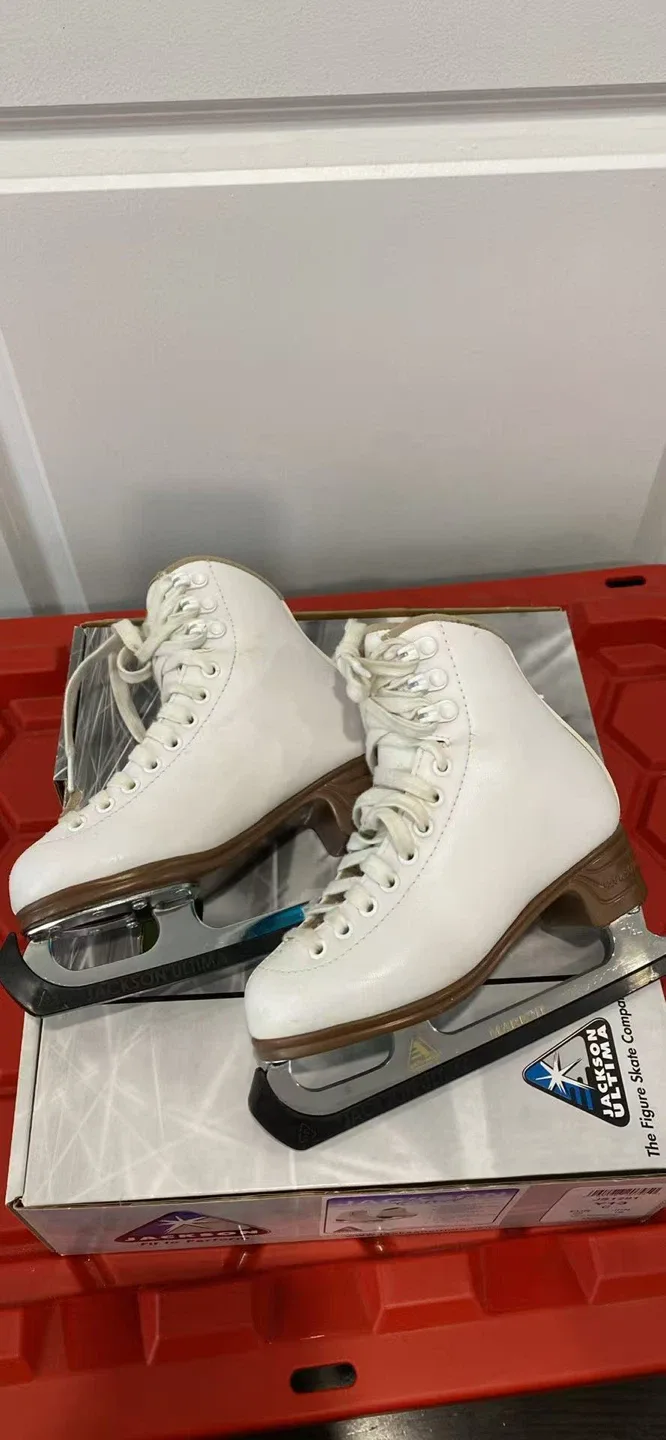 Jackson Excel Y-13 skates -Like New image indicator(3)