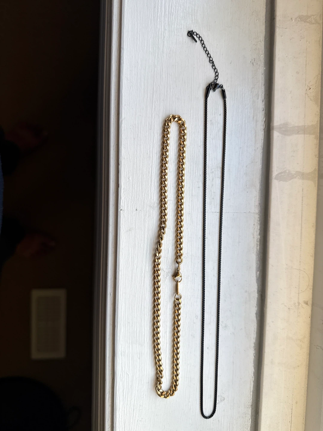 HZMAN Gold & Black Chain Necklace Set