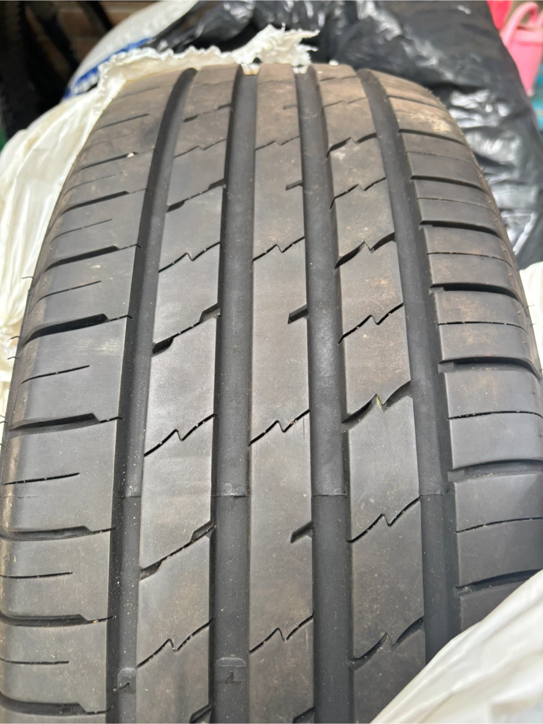 Minerva Ecospeed2 SUV All Season Tire 235/65/R17 - photo 5