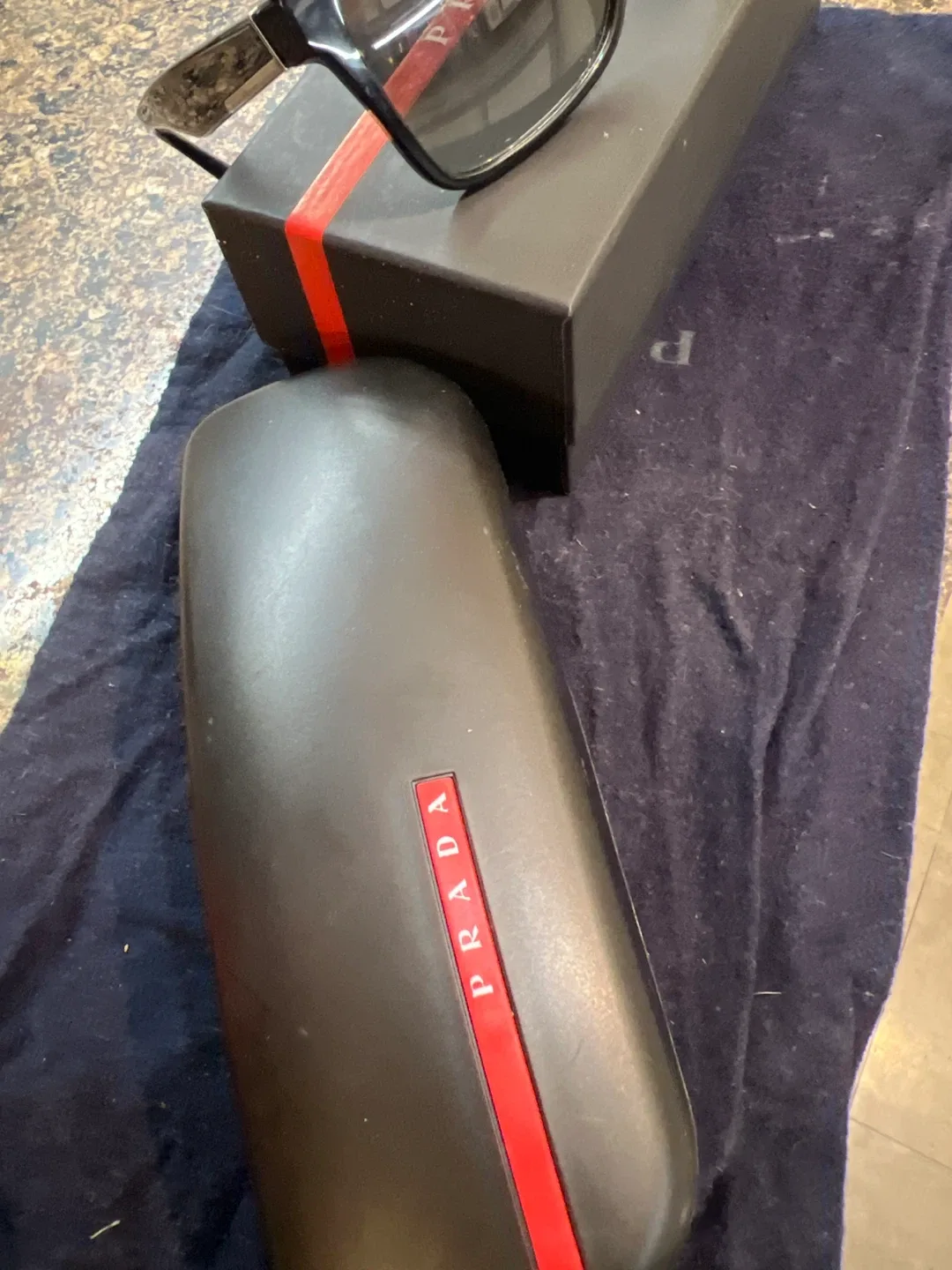 Prada SPR 19S Sunglasses - Black image indicator(6)