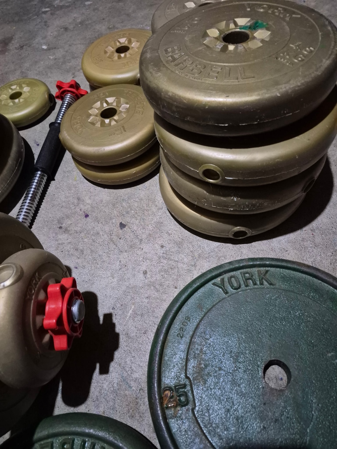 York Barbell Weight Set - photo 4