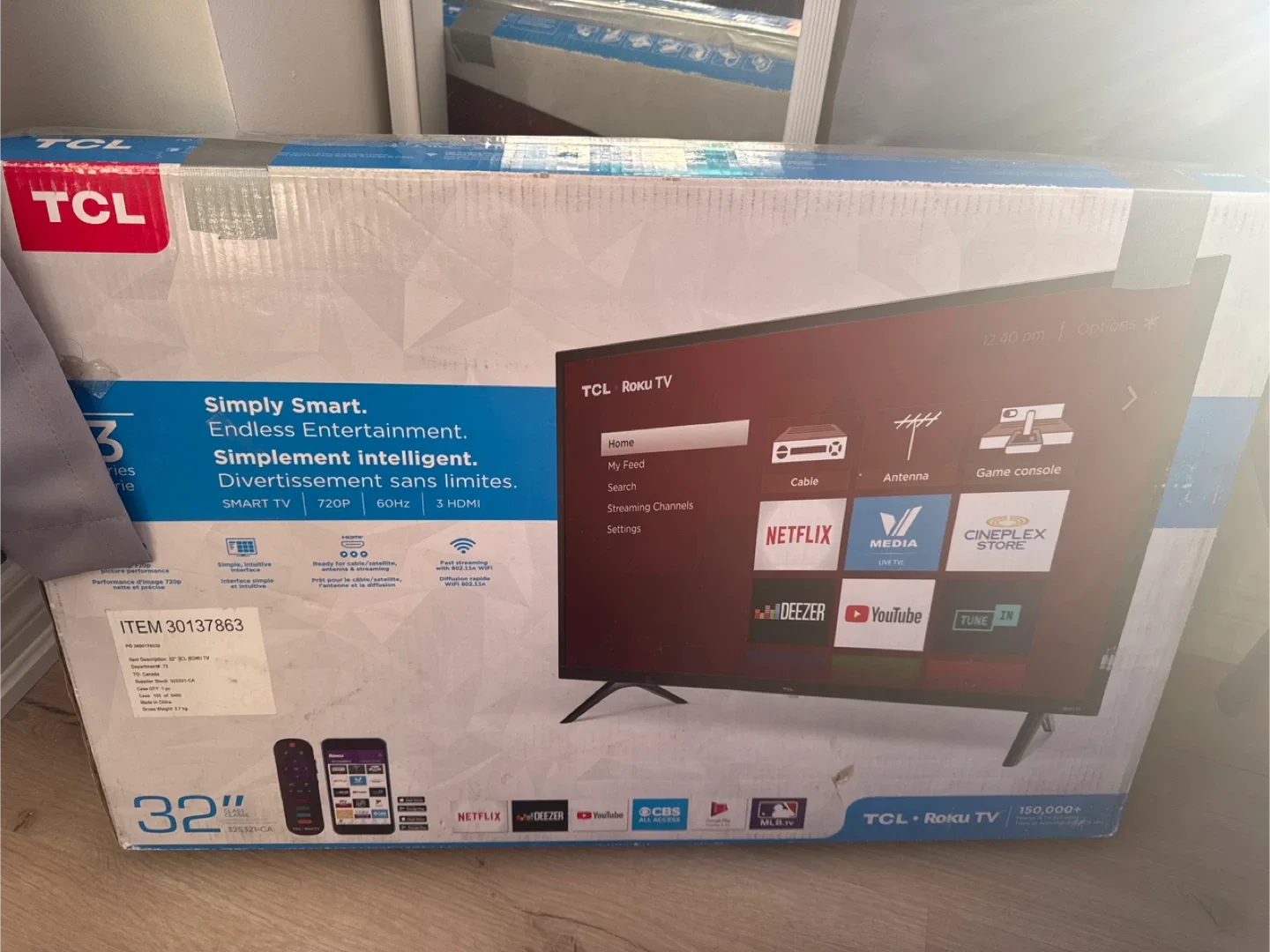 TCL 32" Roku Smart TV image indicator(2)