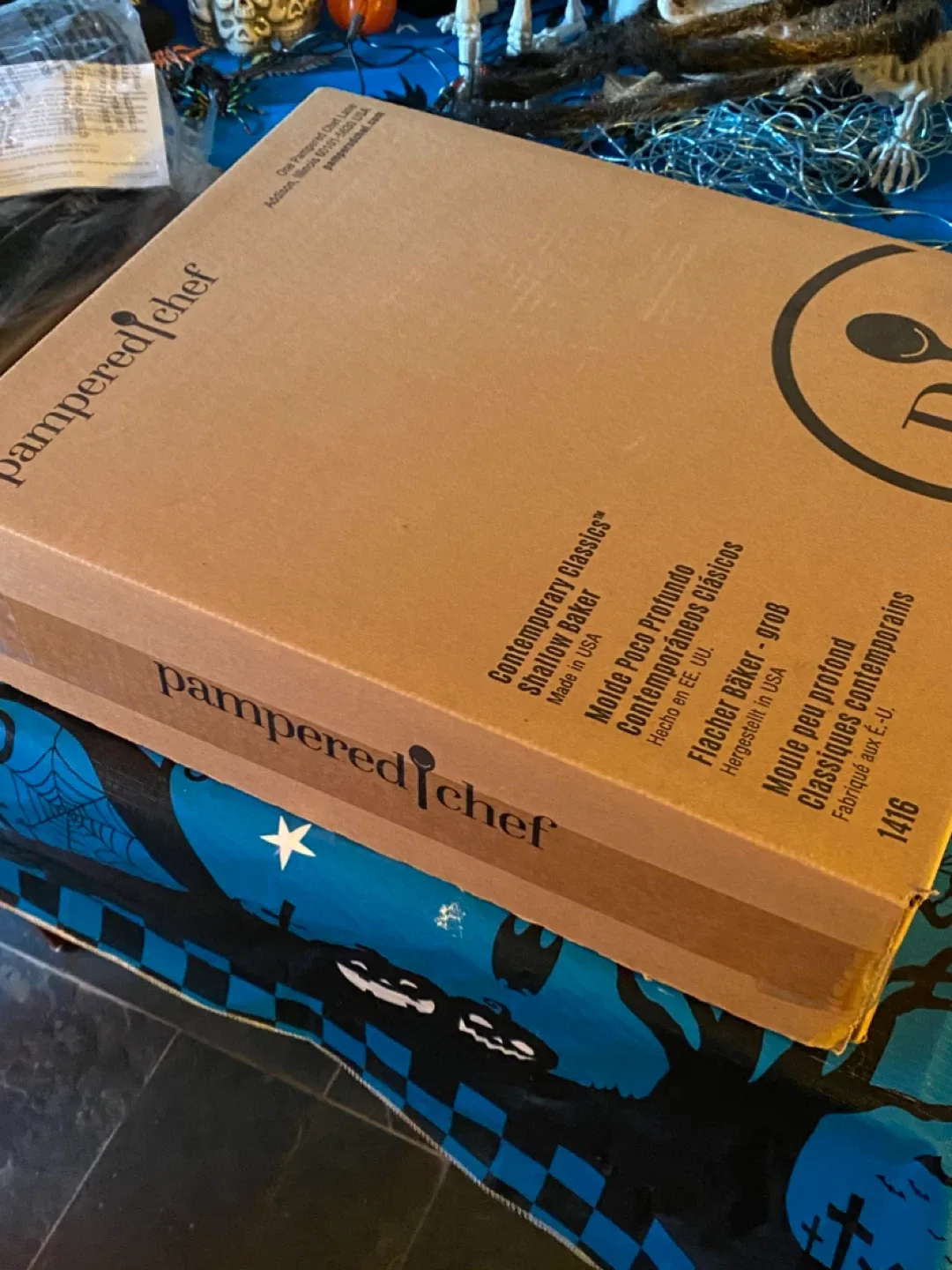 Pampered Chef Contemporary Classics Shallow Baker image indicator(2)