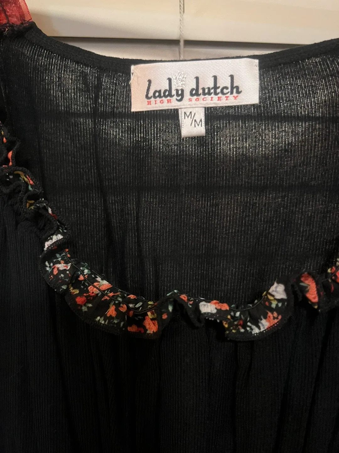 Lady Dutch Black Floral Top - Size M/M image indicator(2)