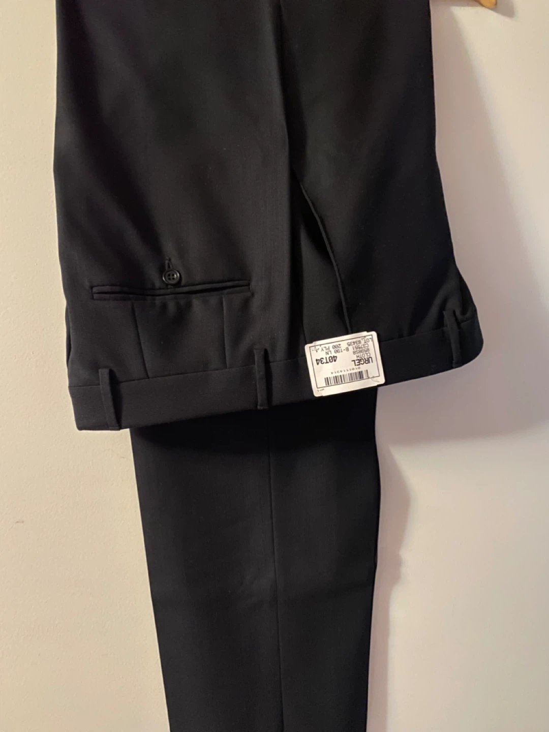 URGEL Black Wool Suit, Size 40T - photo 3