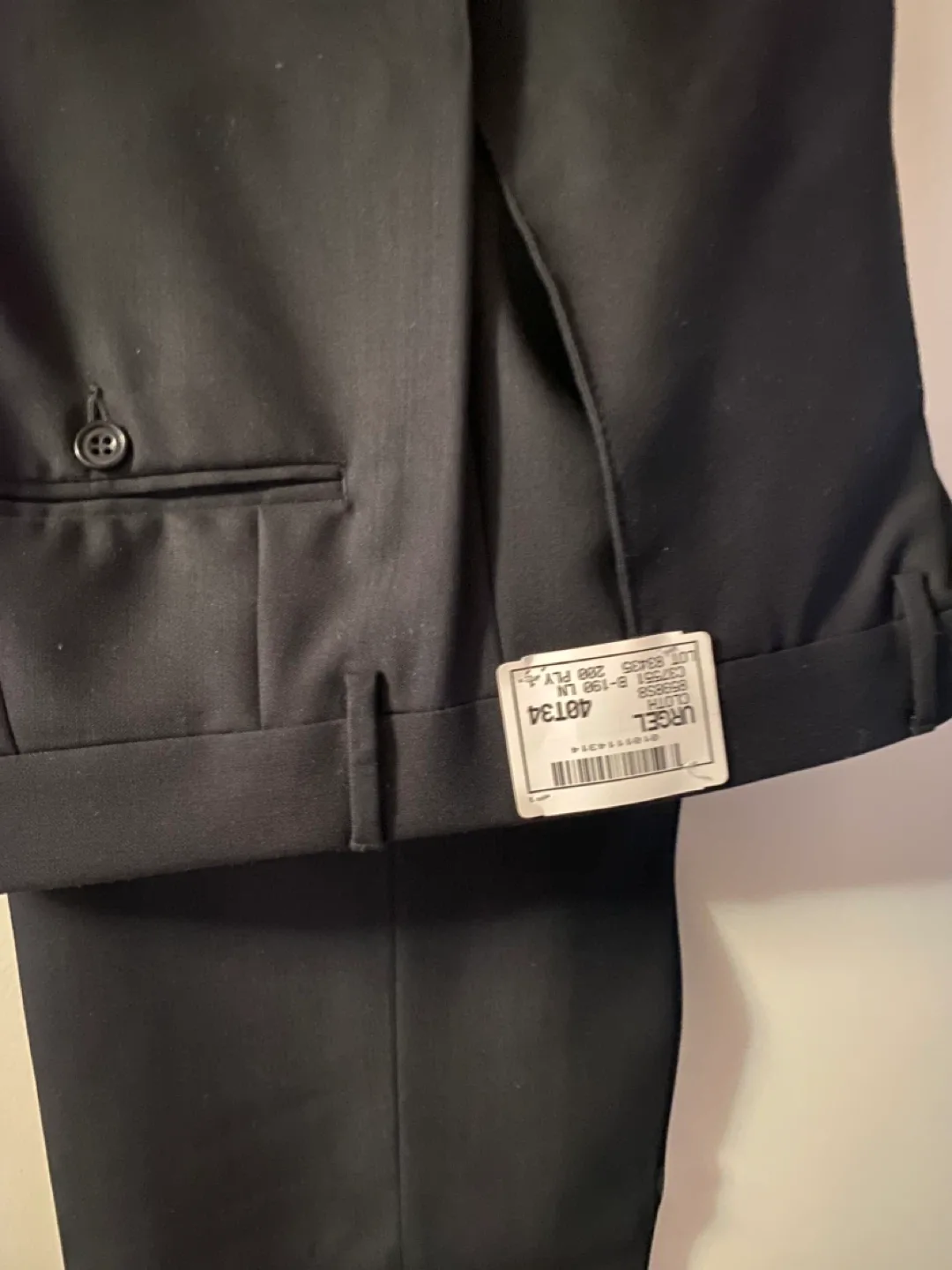URGEL Black Wool Suit, Size 40T image indicator(2)