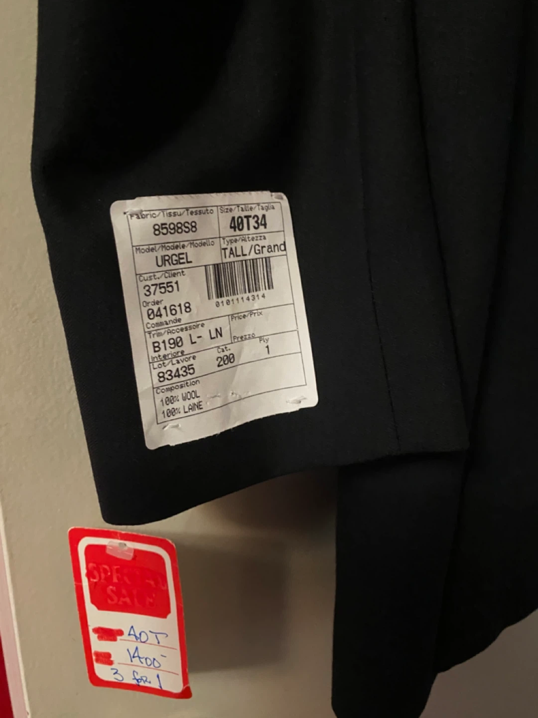 URGEL Black Wool Suit, Size 40T - photo 4