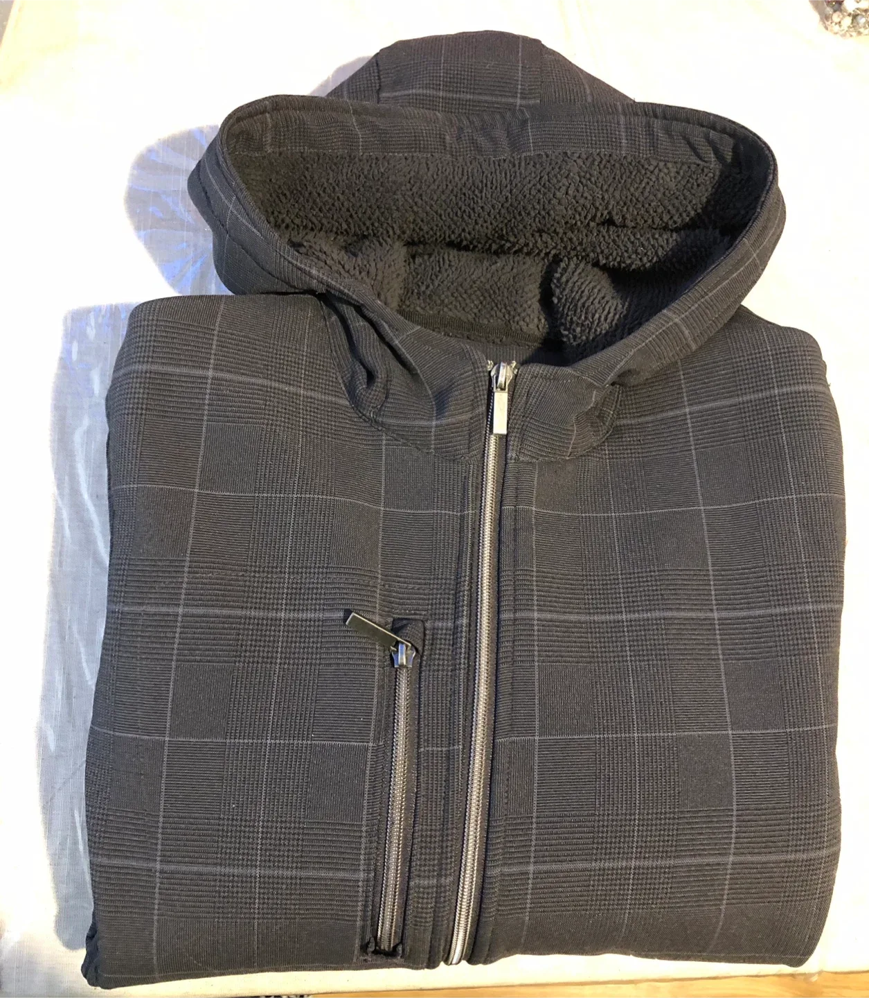 Elevate Sport Women's Jacket - Size M image indicator(3)