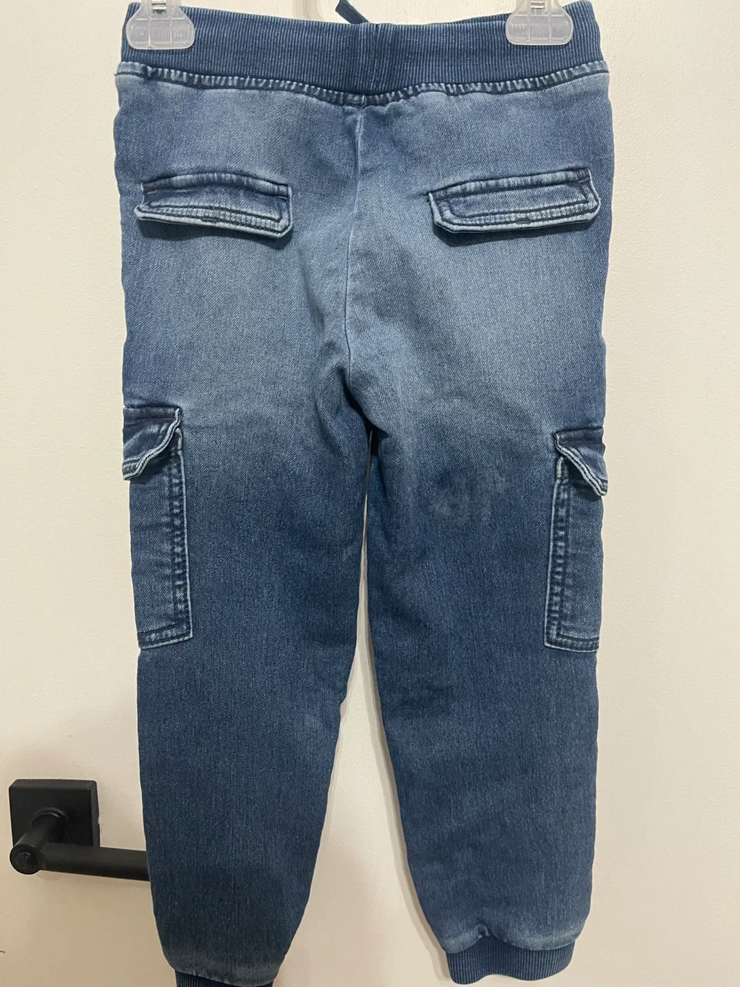 Boys 4T  soft cargo jeans H&M image indicator(3)