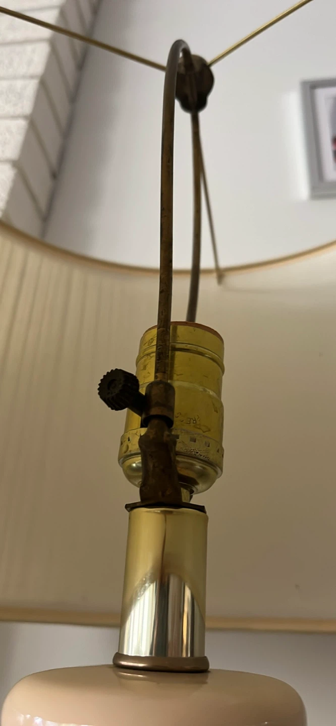 Vintage Beige Table Lamp - photo 4