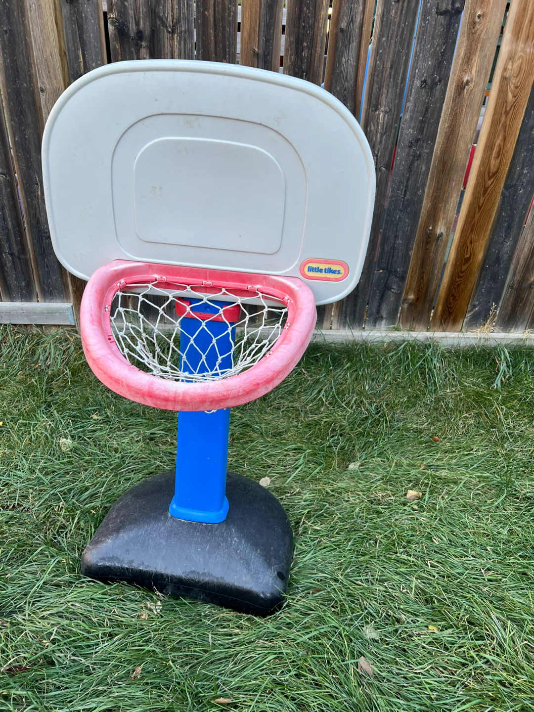 Little Tikes Basketball Hoop & Cozy Coupe Car - photo 3
