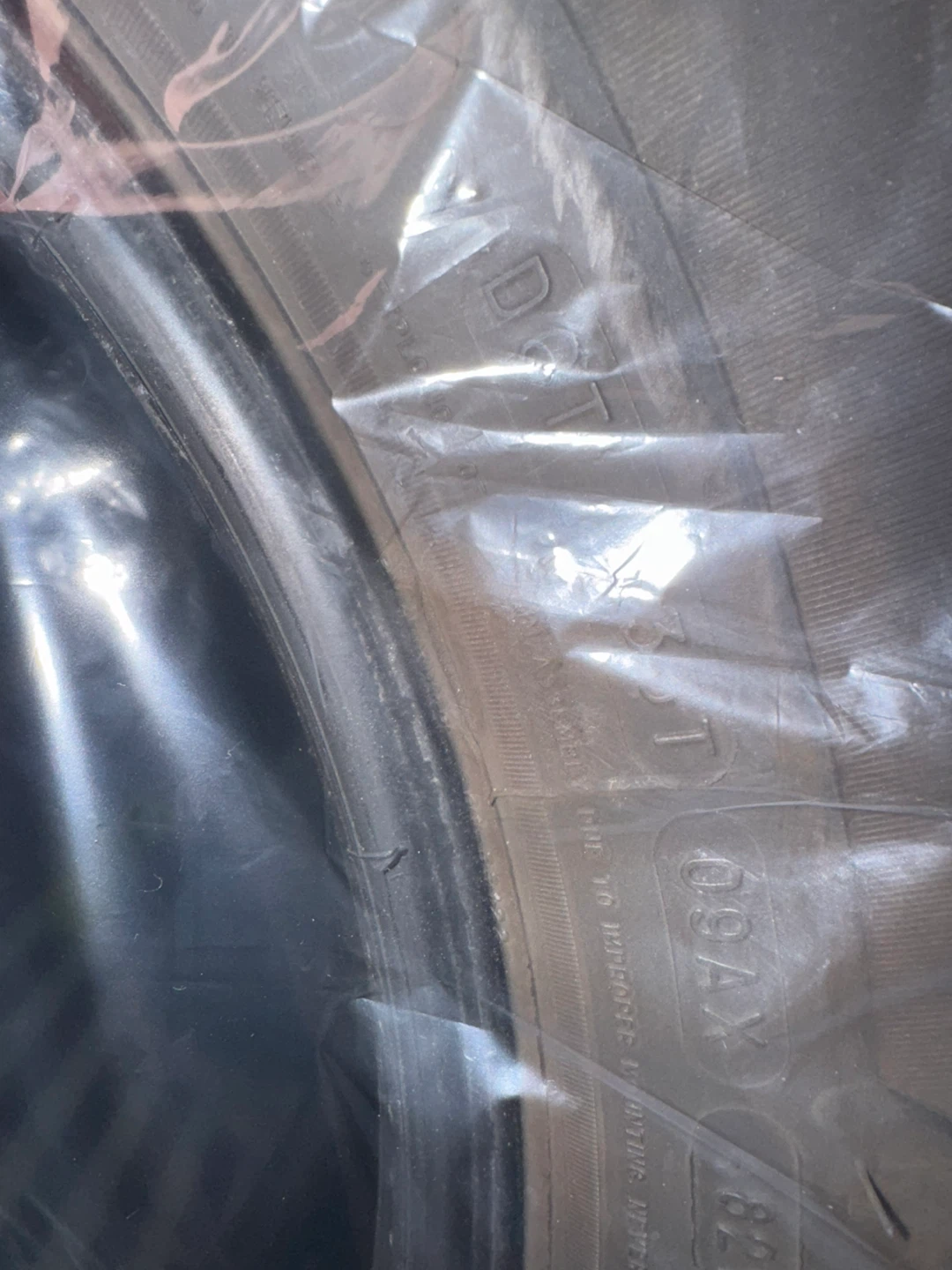 4 Michelin Latitude M+S tires - photo 3