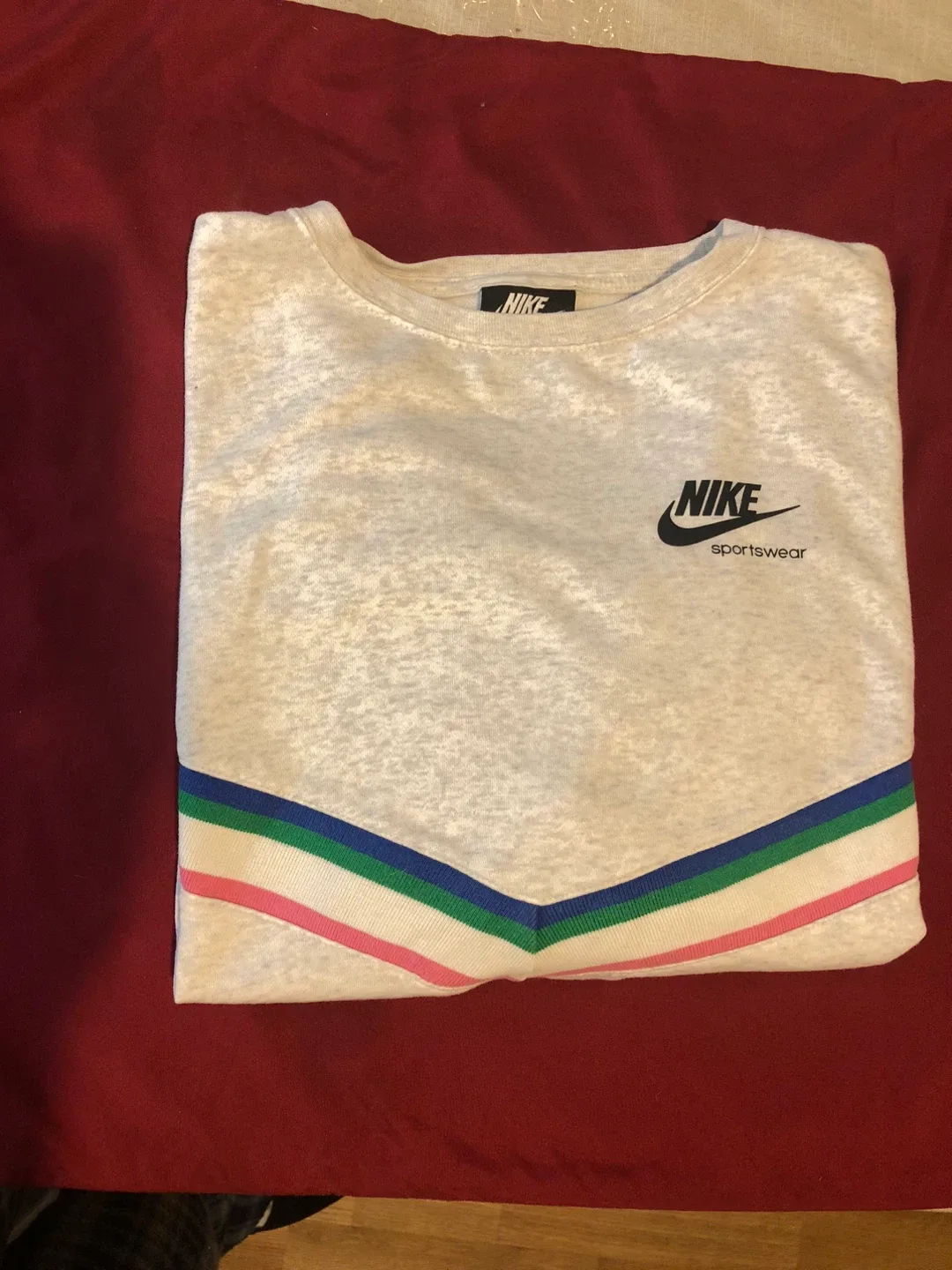 Nike Sportswear women Crewneck - Size Small image indicator(2)