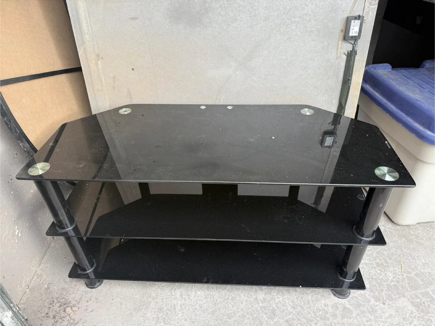 Black Glass TV Stand image indicator(2)