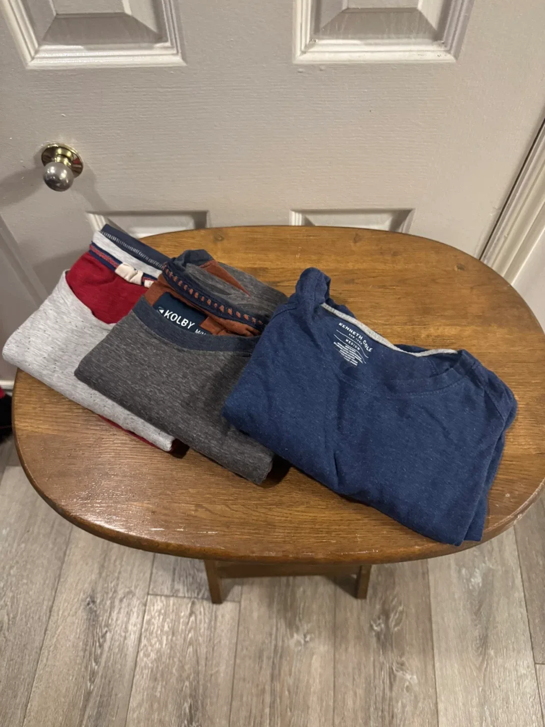 Kenneth Cole & Kolby T-Shirts - Men's Size L