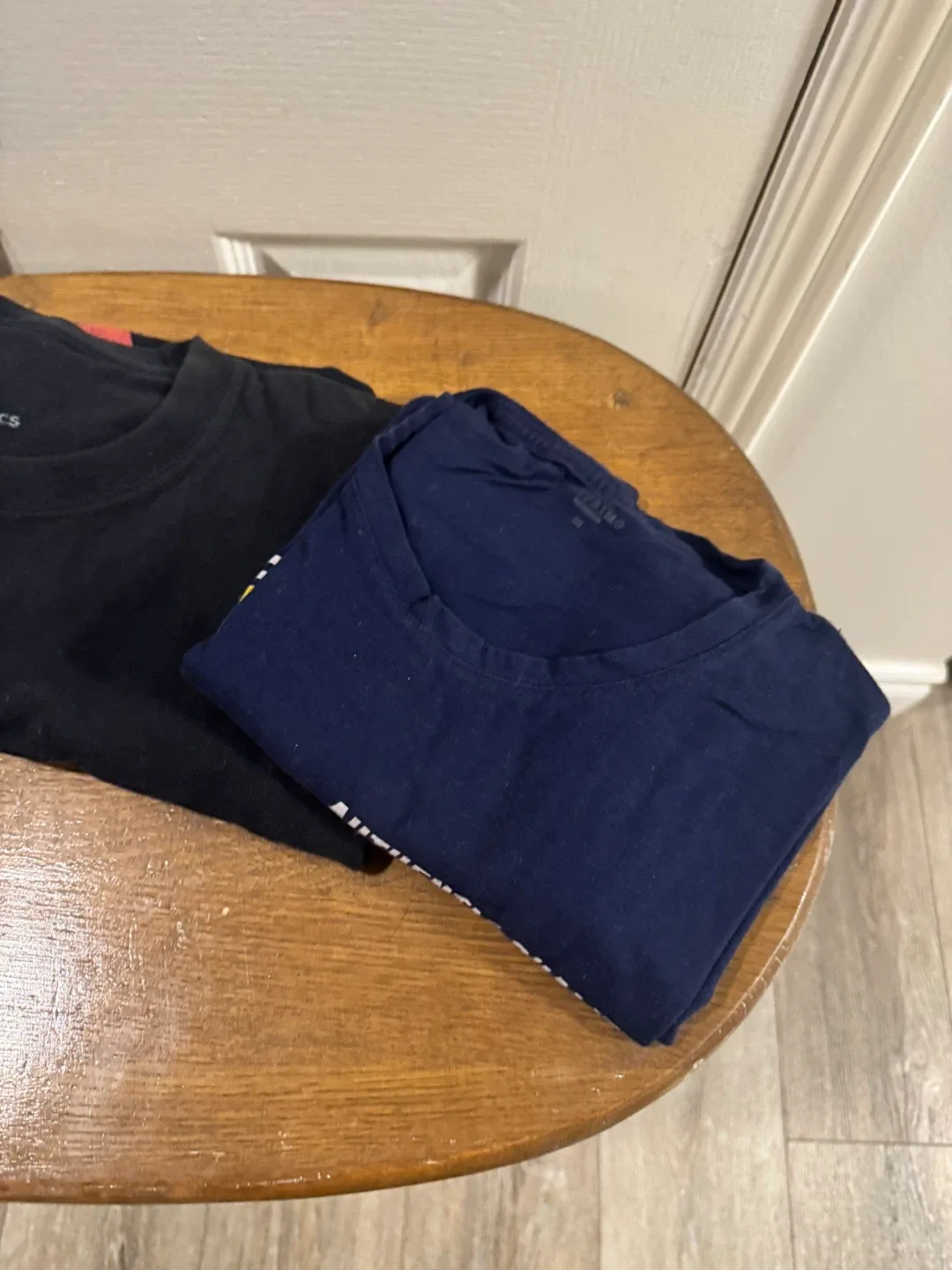 Lot of 3 Men's T-Shirts (Polo, Fanatics) Size L/2XL image indicator(3)